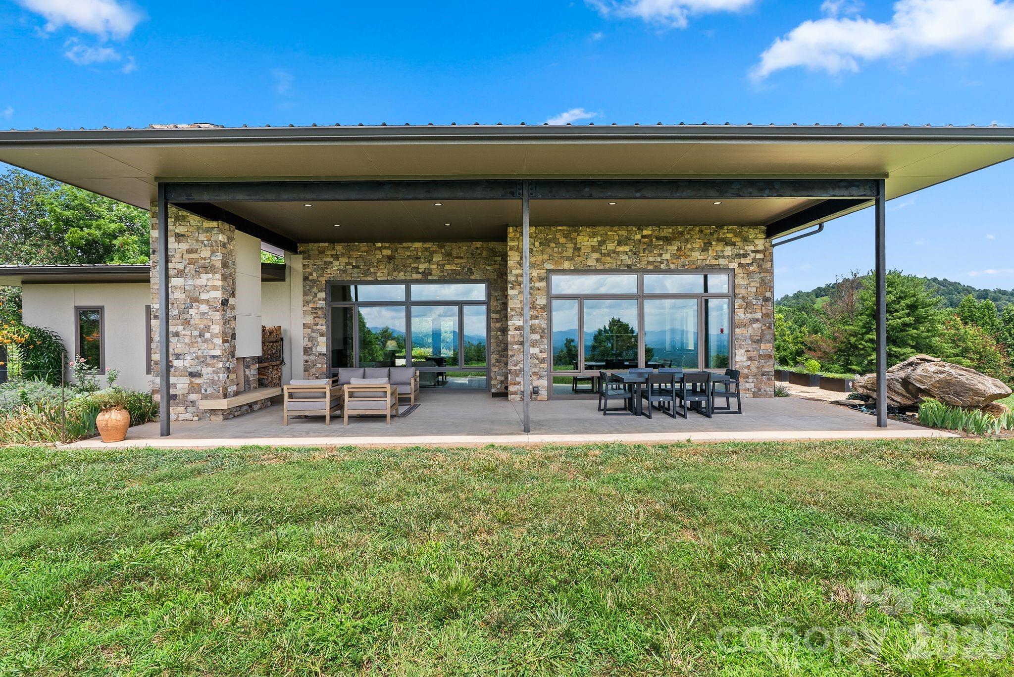 1045 & 1047 Graham Road — Marshall