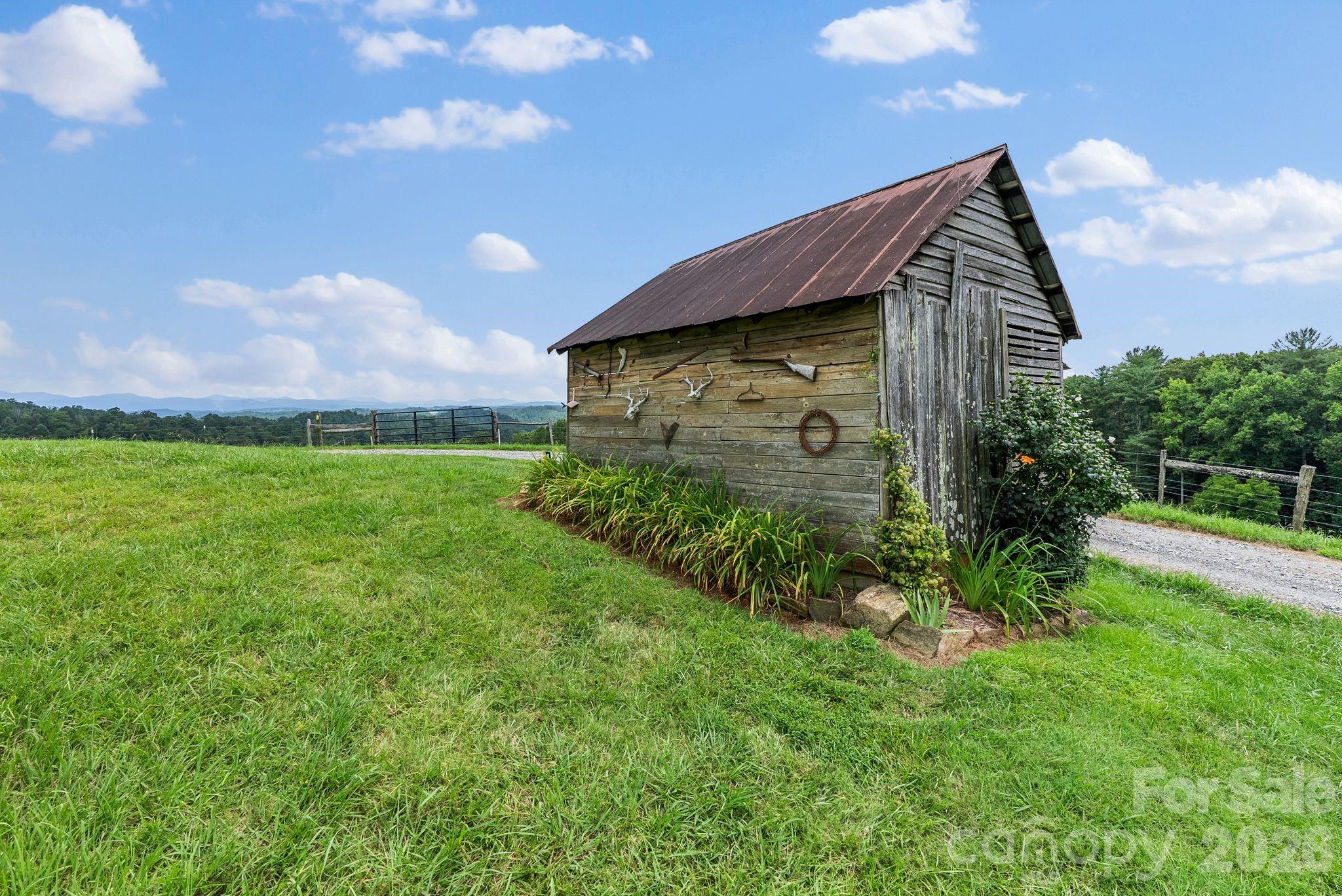 1045 & 1047 Graham Road — Marshall