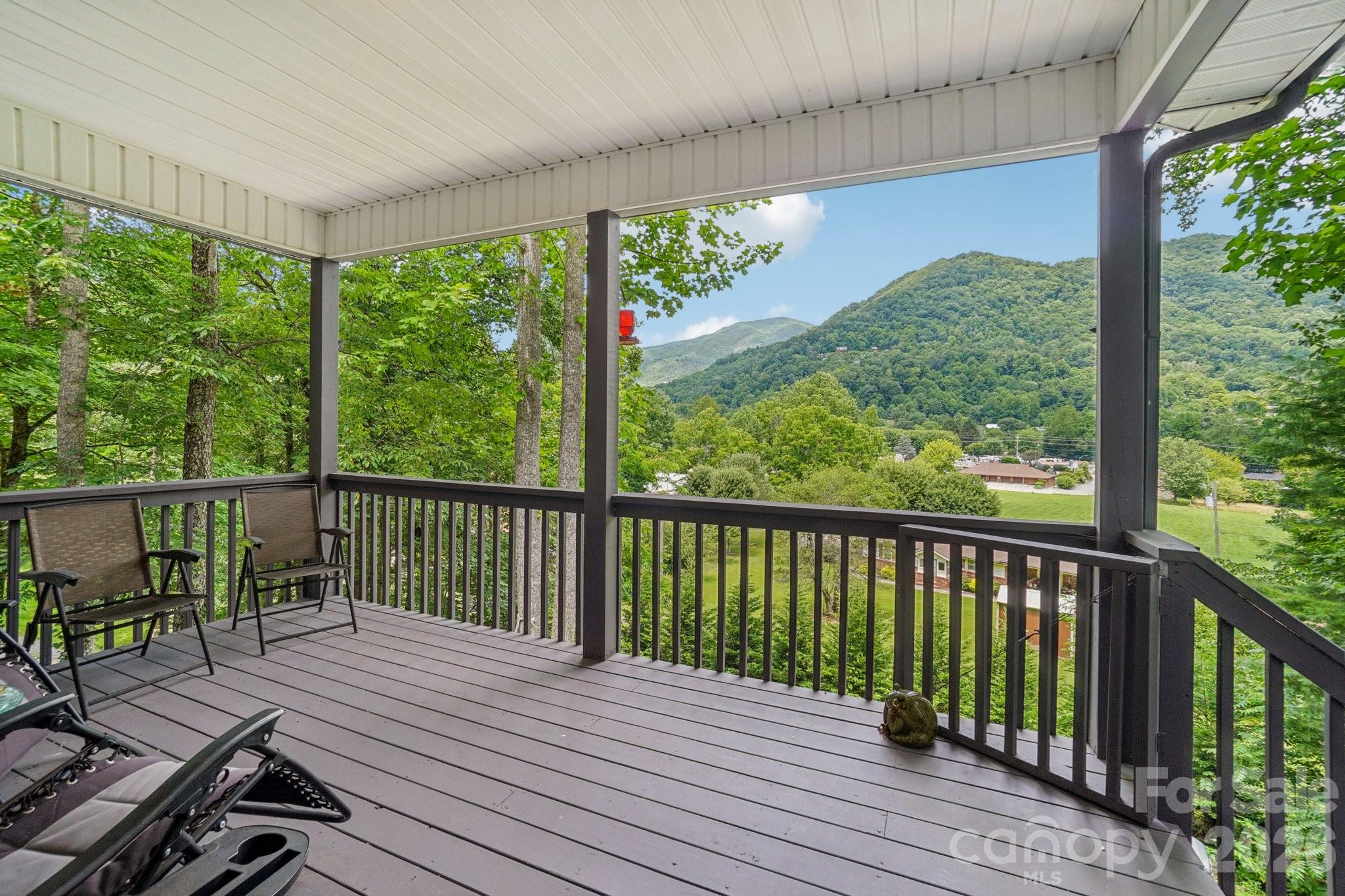 7 Higel Lane — Maggie Valley