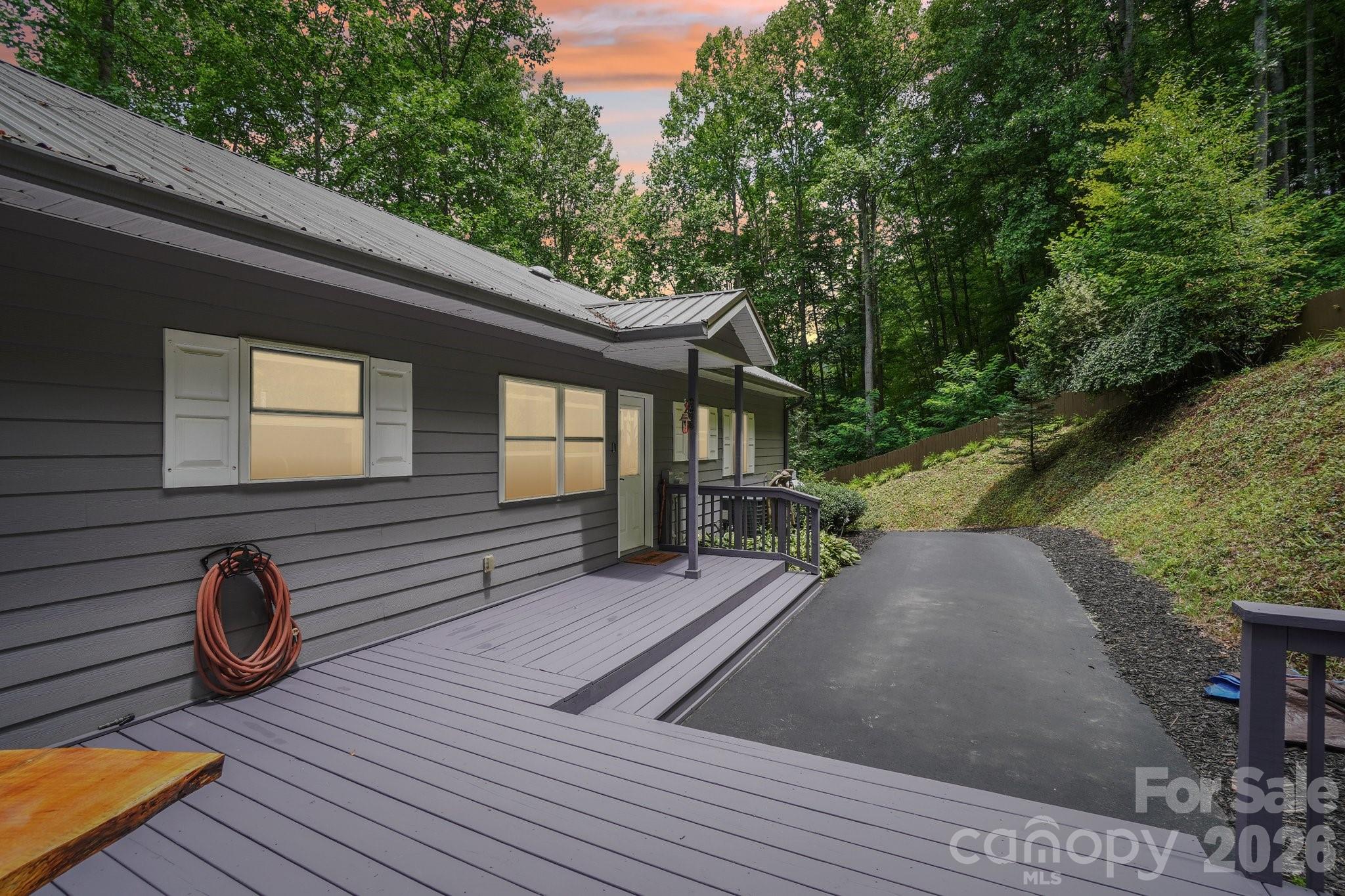 7 Higel Lane — Maggie Valley