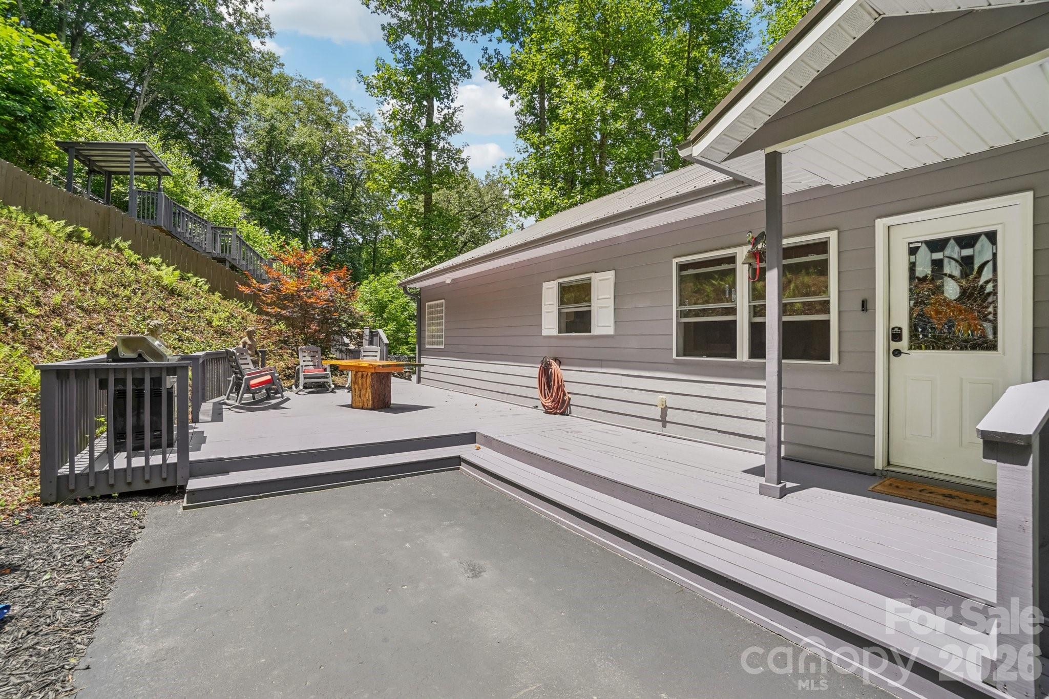 7 Higel Lane — Maggie Valley