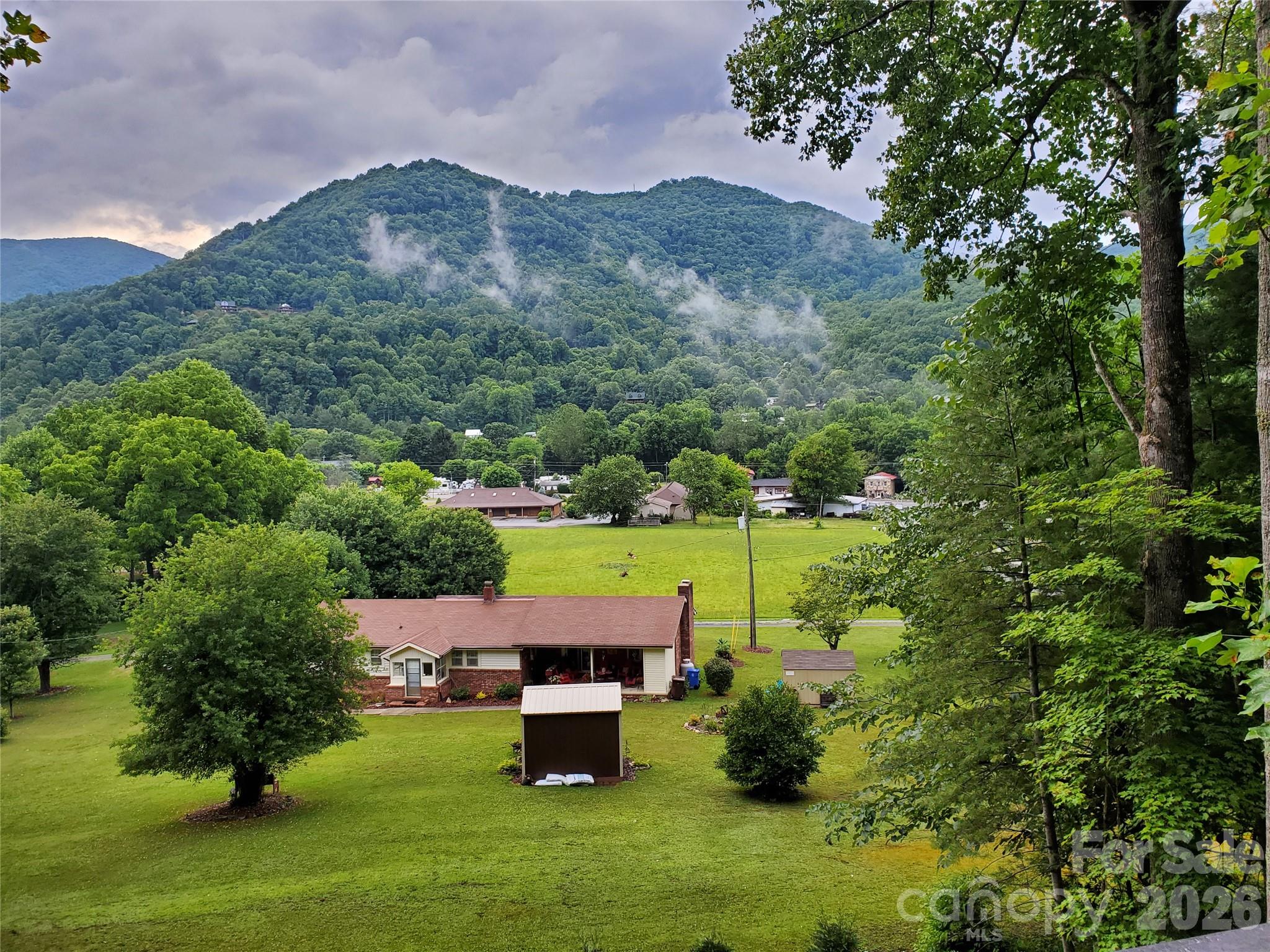 7 Higel Lane — Maggie Valley