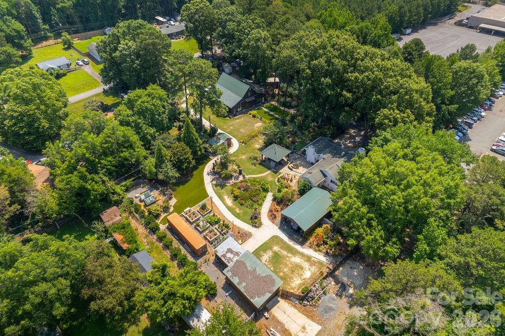 9032 Boyd Drive — Matthews