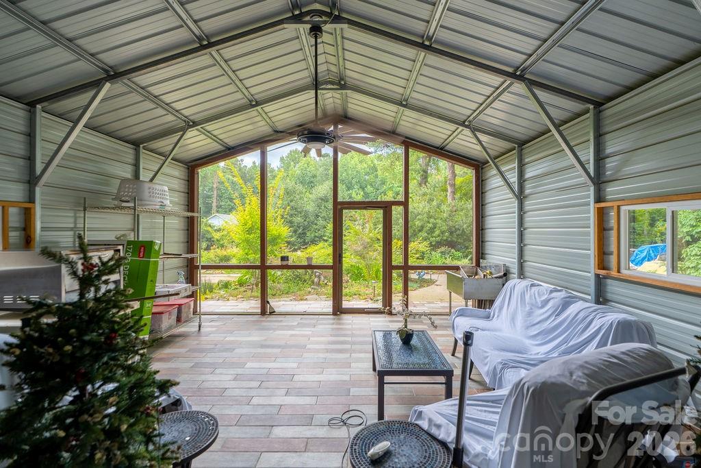 9032 Boyd Drive — Matthews