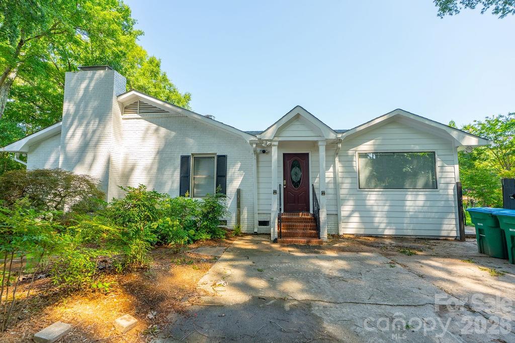 9032 Boyd Drive — Matthews
