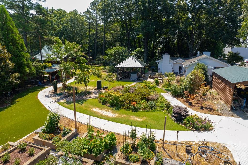 9032 Boyd Drive — Matthews
