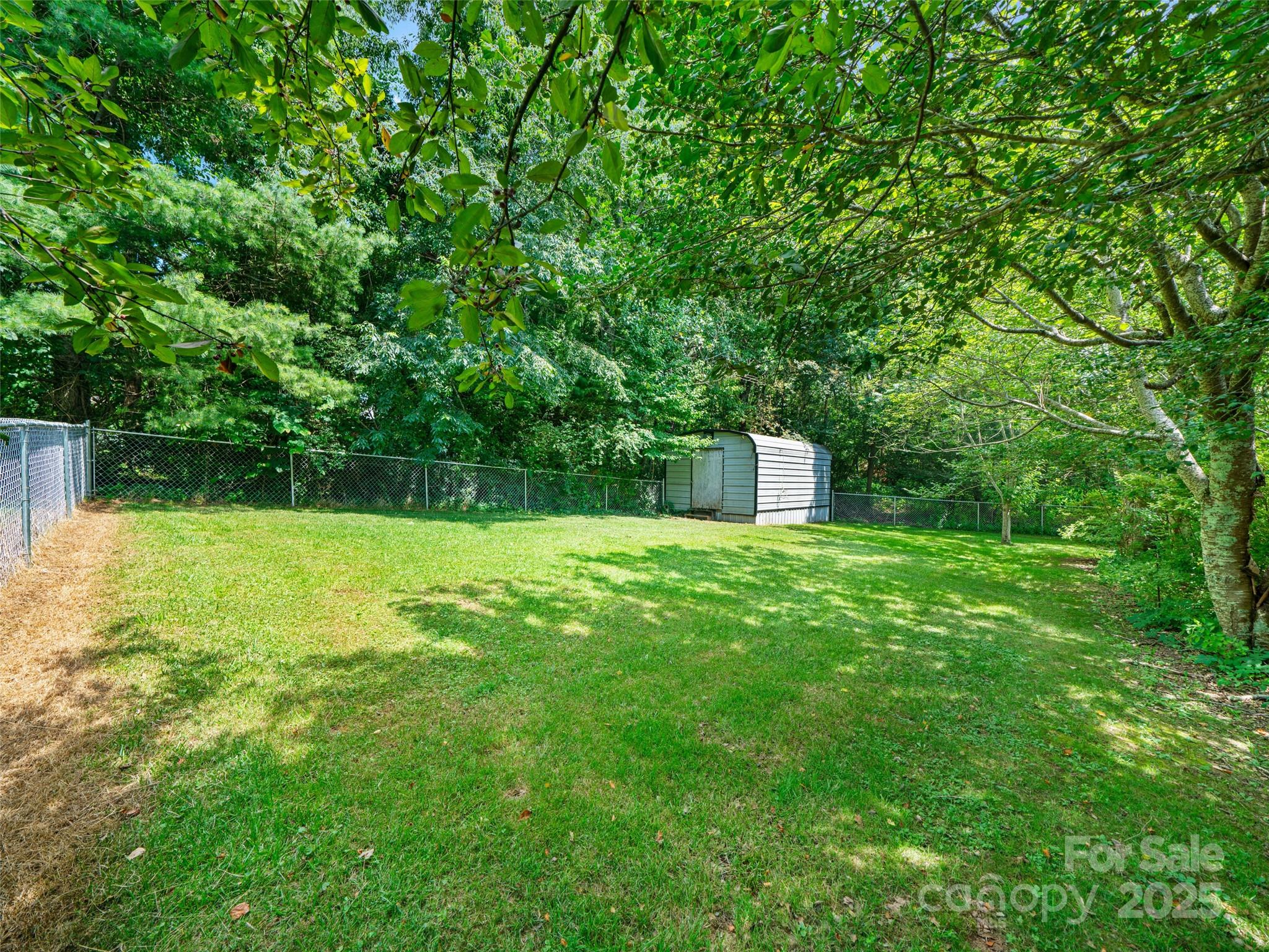 12 Robertson Street — Burnsville