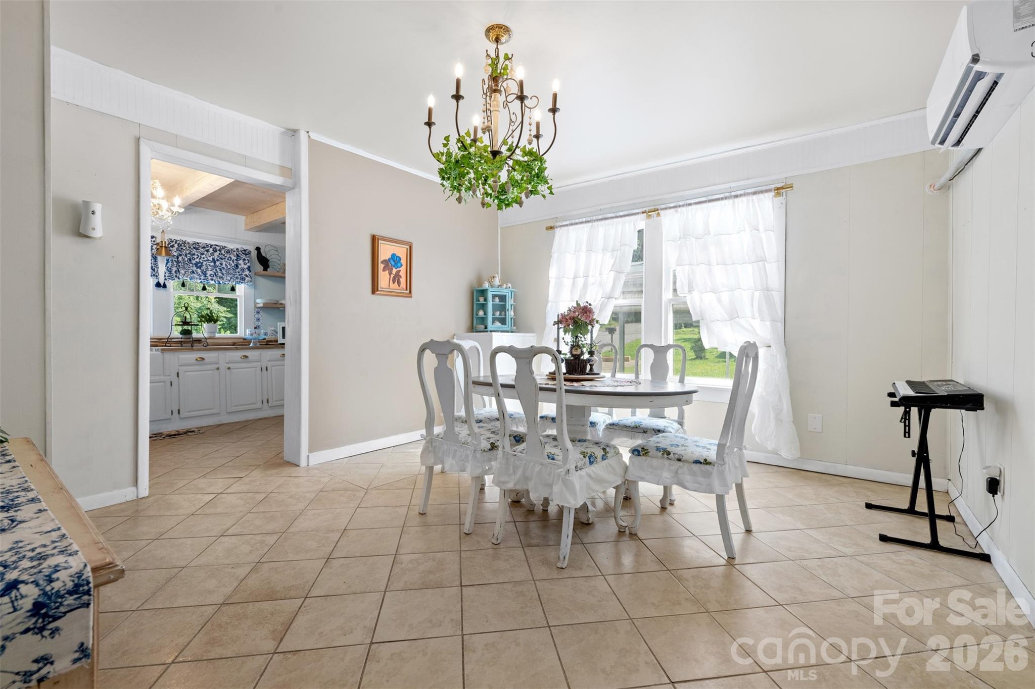 1231 Caldwell Place NW — Lenoir