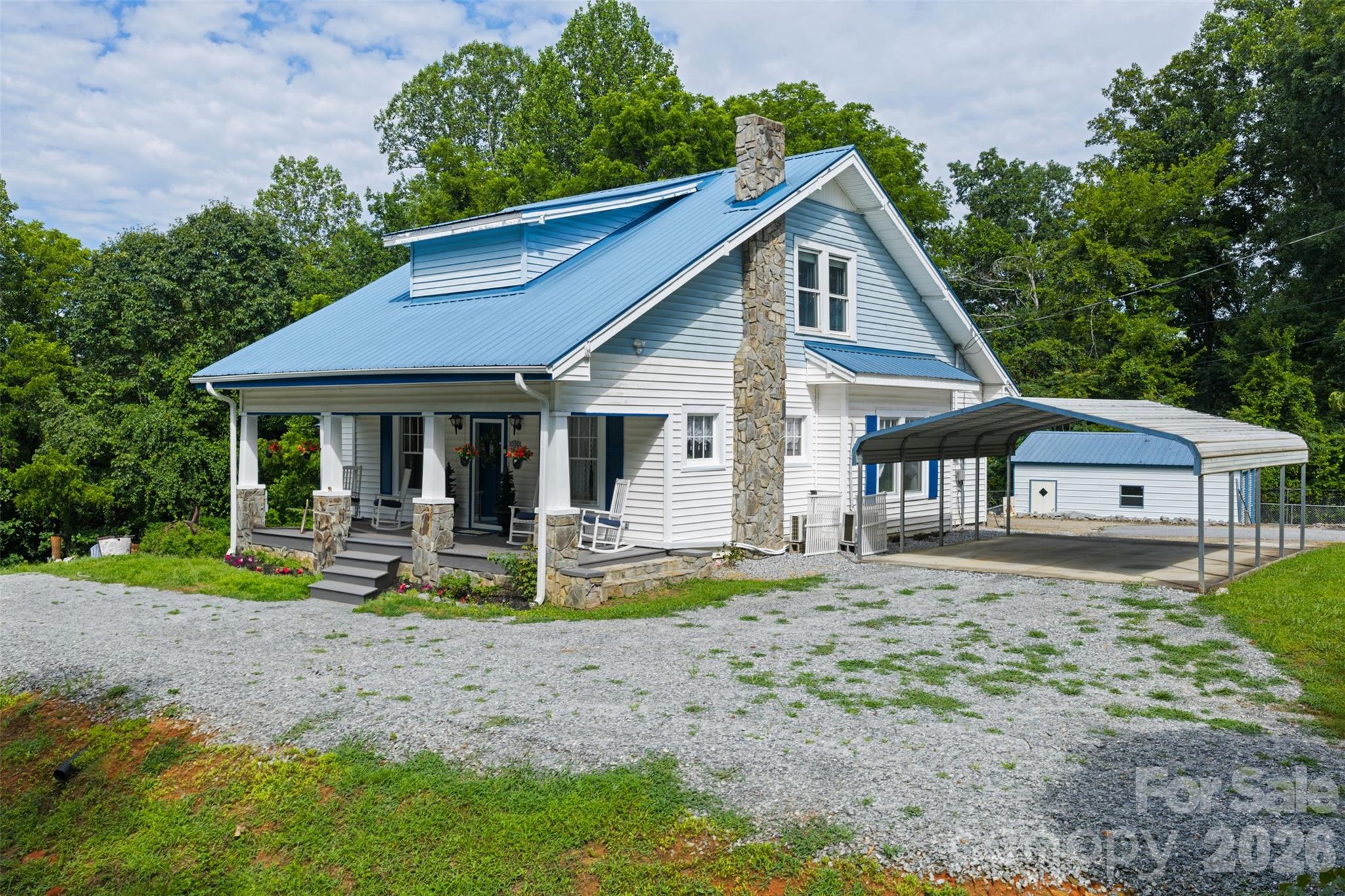 1231 Caldwell Place NW — Lenoir