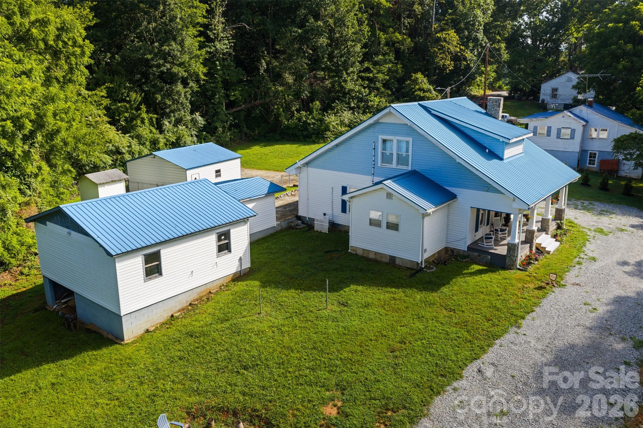 1231 Caldwell Place NW — Lenoir