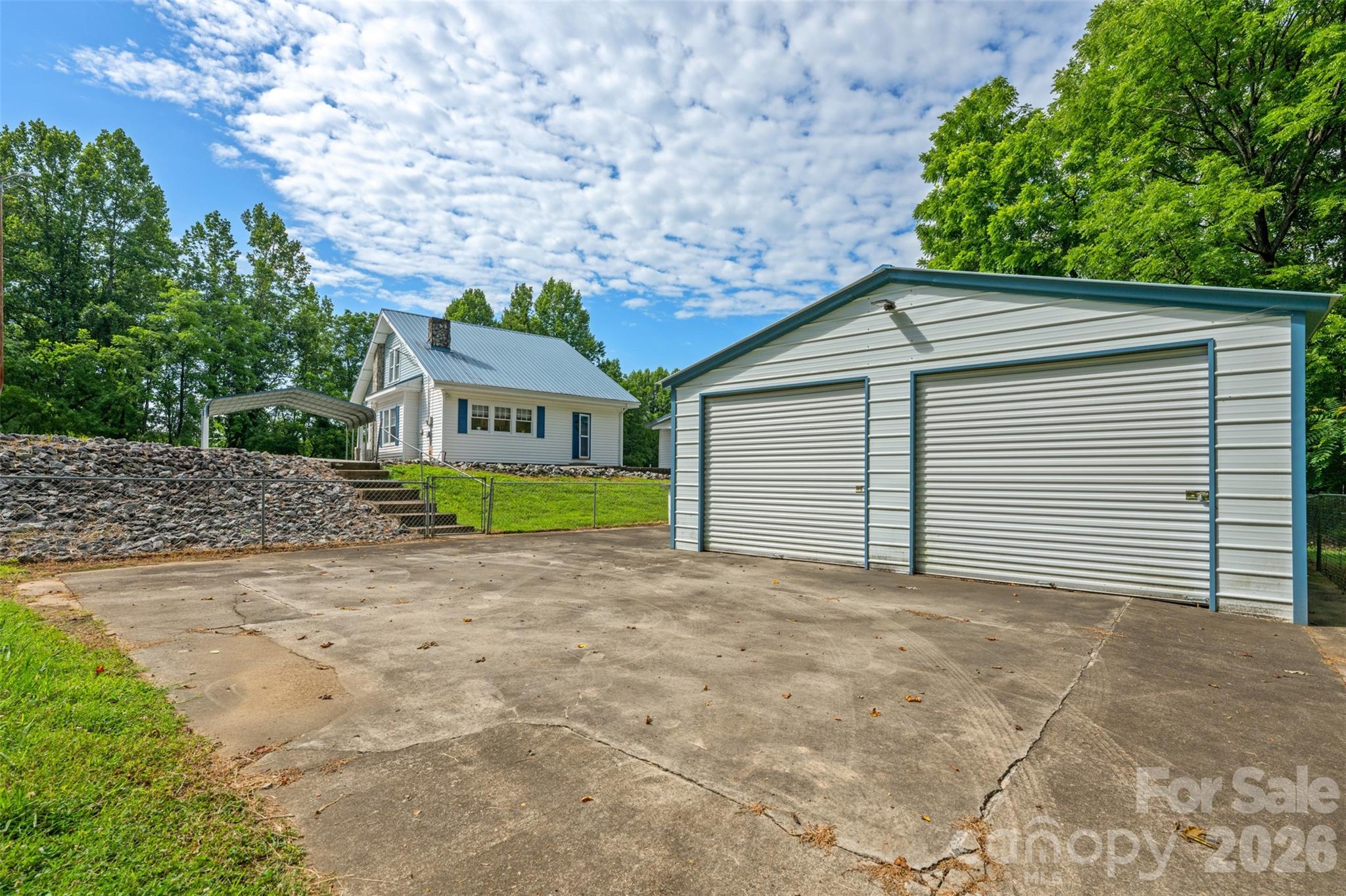 1231 Caldwell Place NW — Lenoir