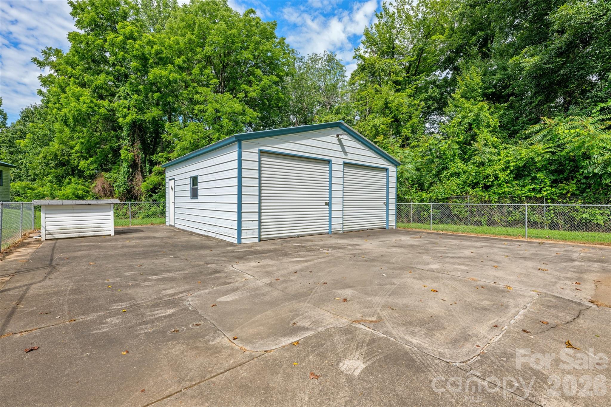 1231 Caldwell Place NW — Lenoir