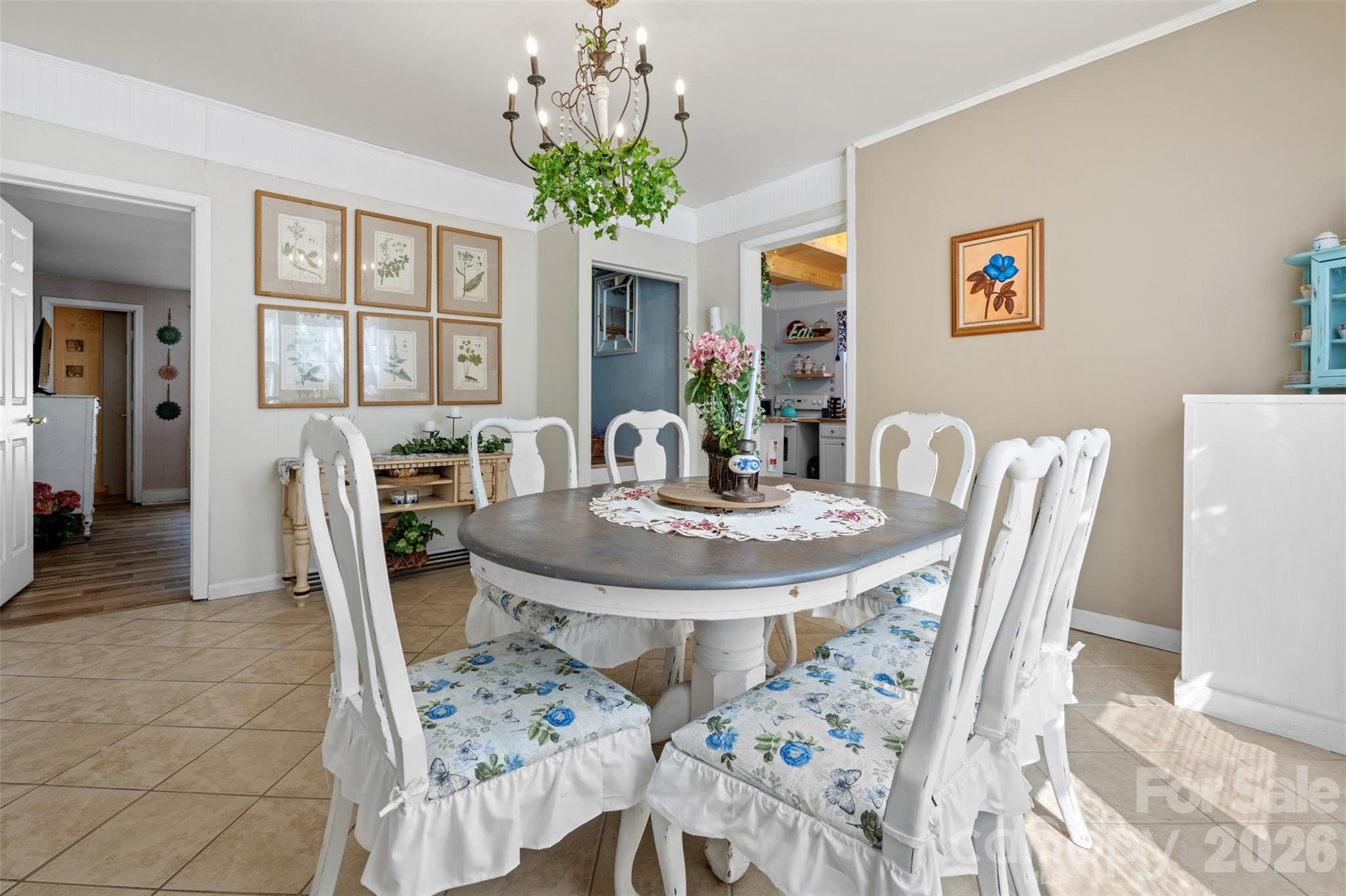 1231 Caldwell Place NW — Lenoir