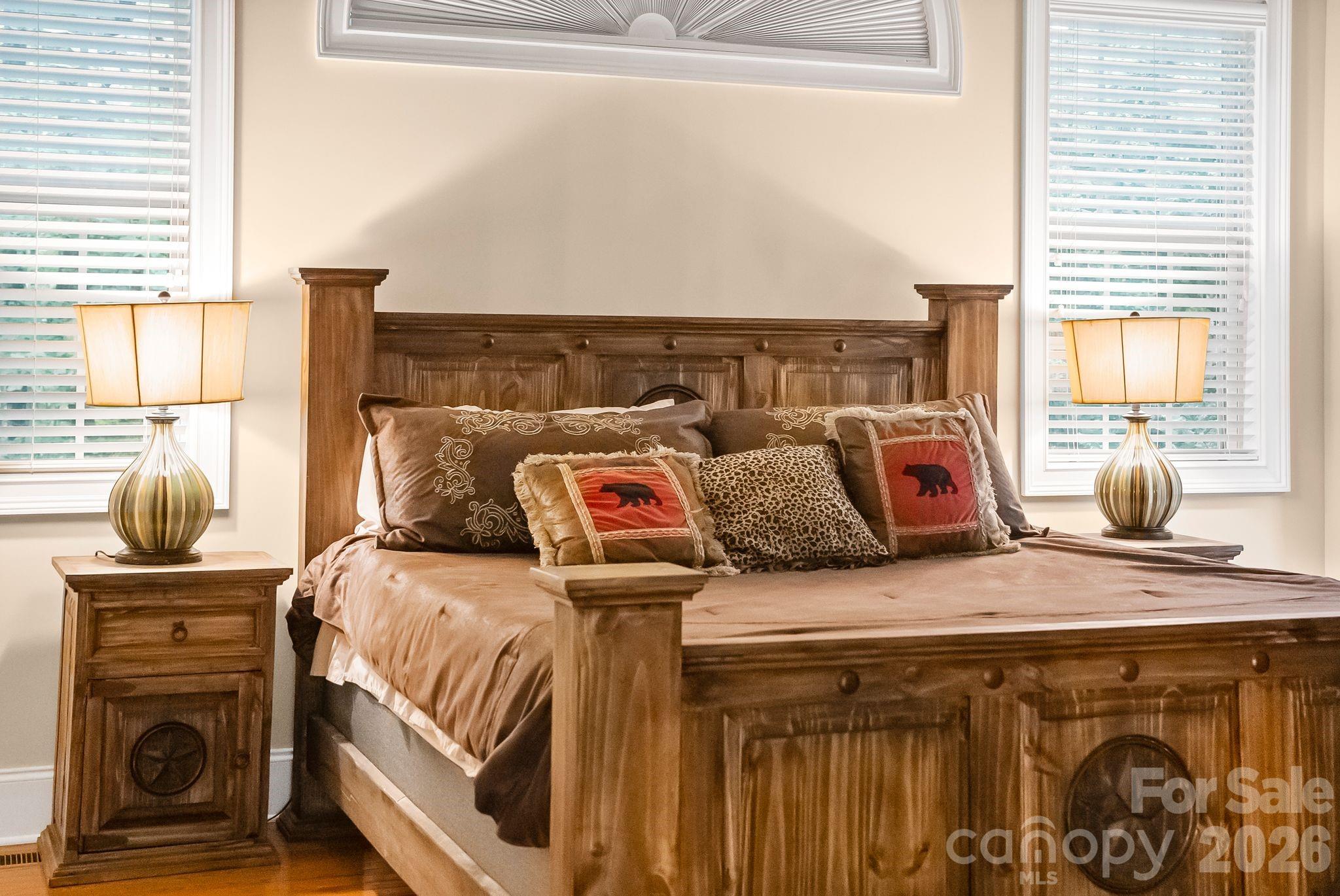 45 Brown Bear Ridge Trail — Zirconia