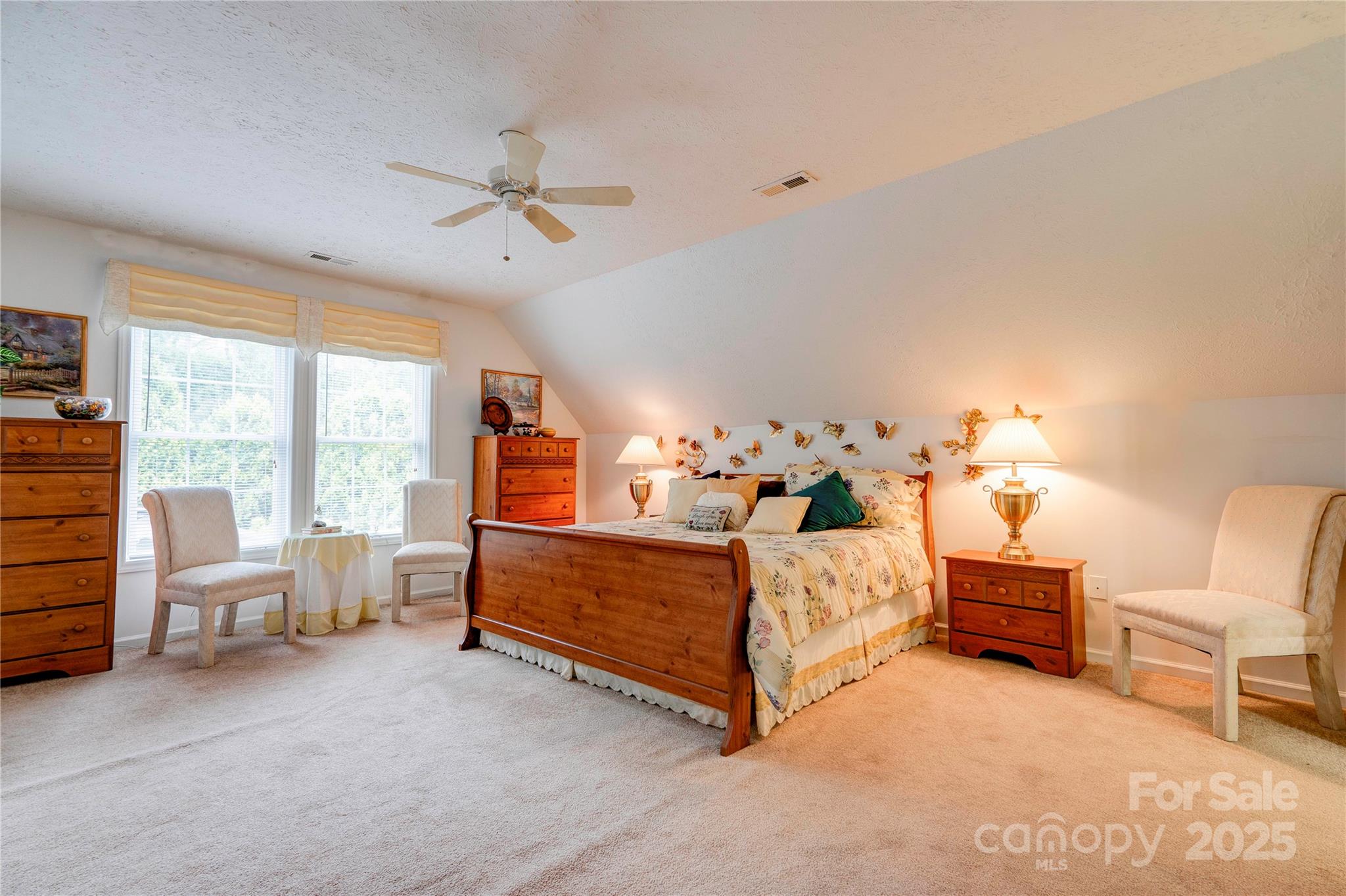 2606 Greenville Highway — Flat Rock