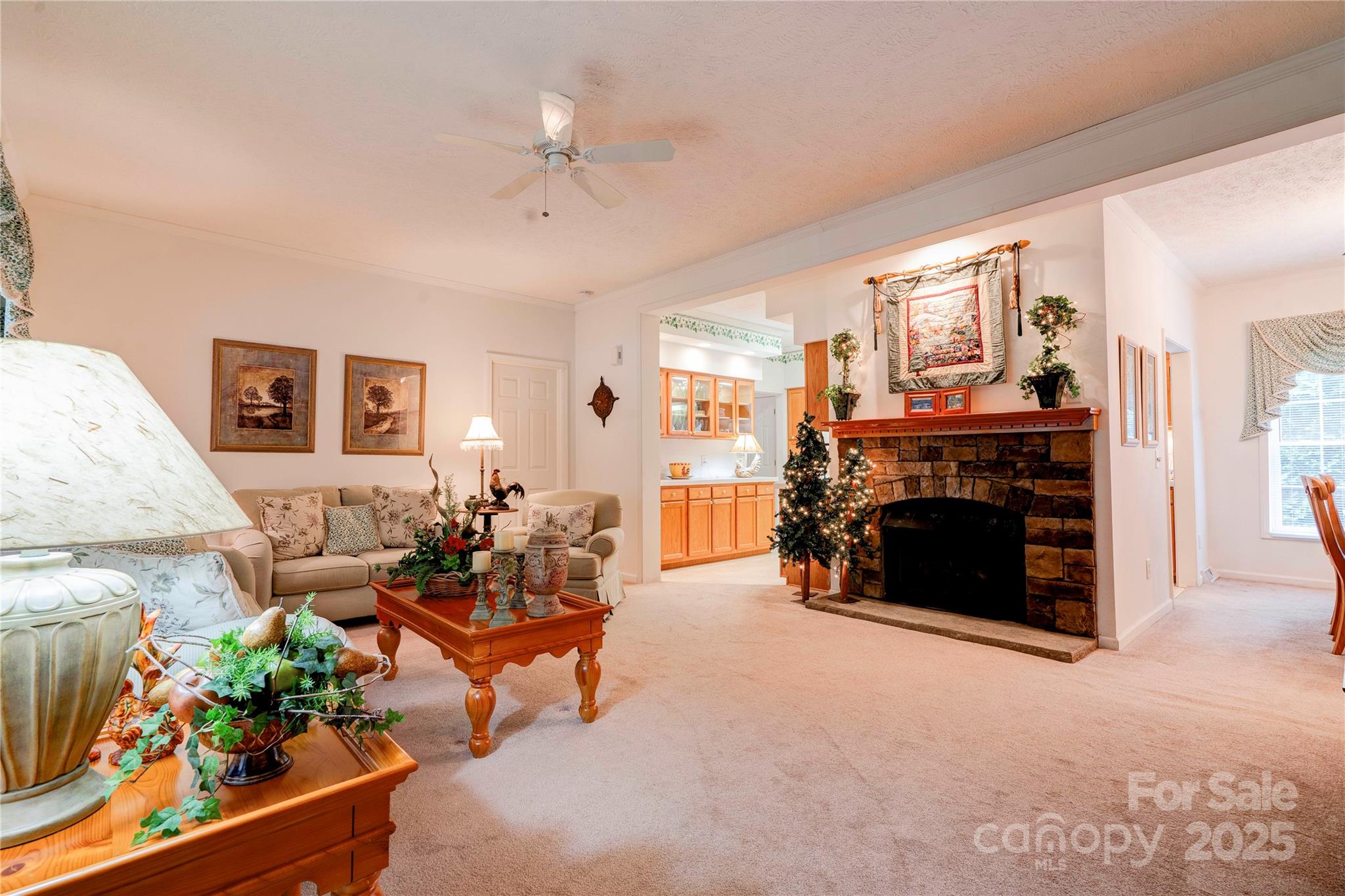 2606 Greenville Highway — Flat Rock