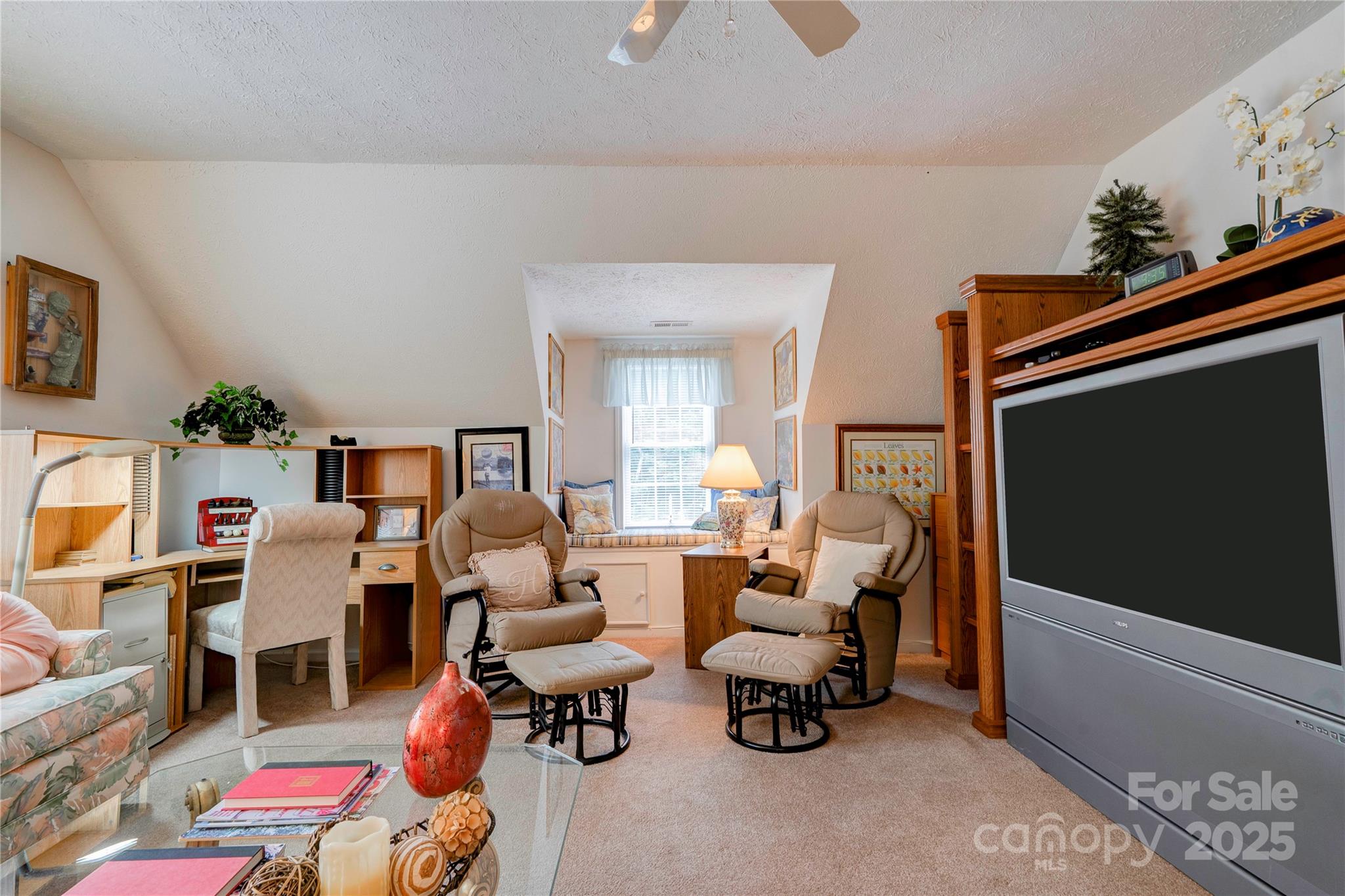 2606 Greenville Highway — Flat Rock