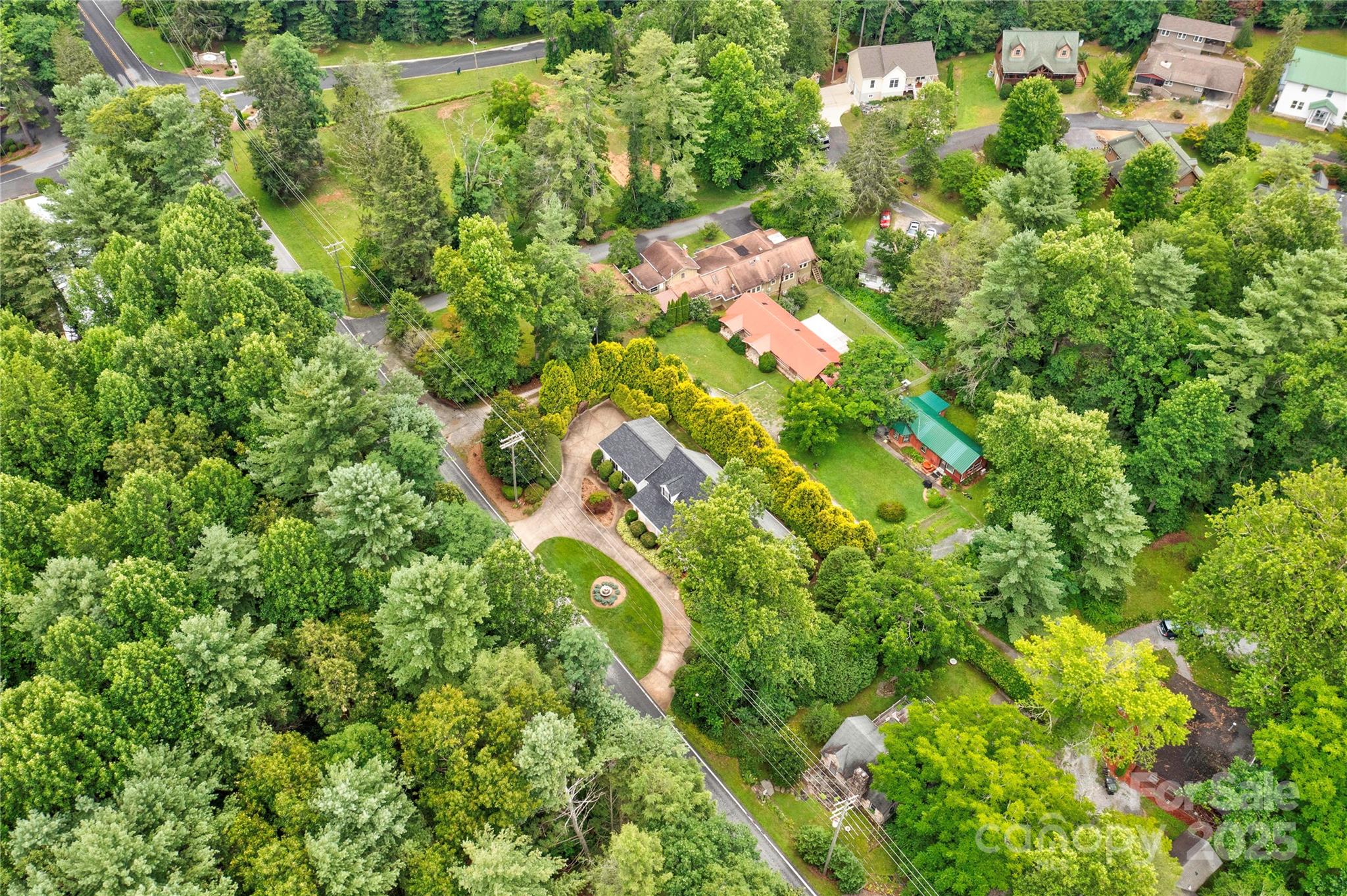 2606 Greenville Highway — Flat Rock