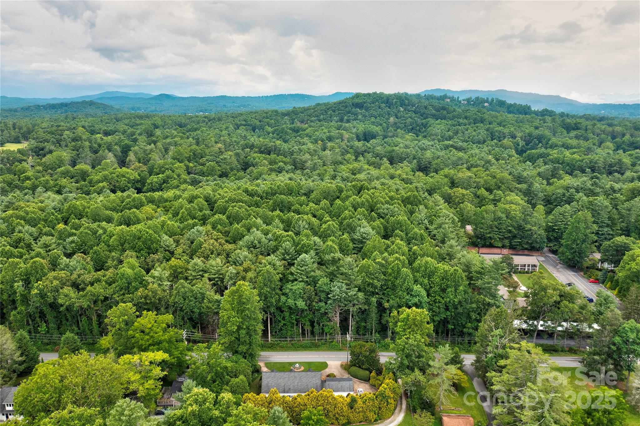 2606 Greenville Highway — Flat Rock