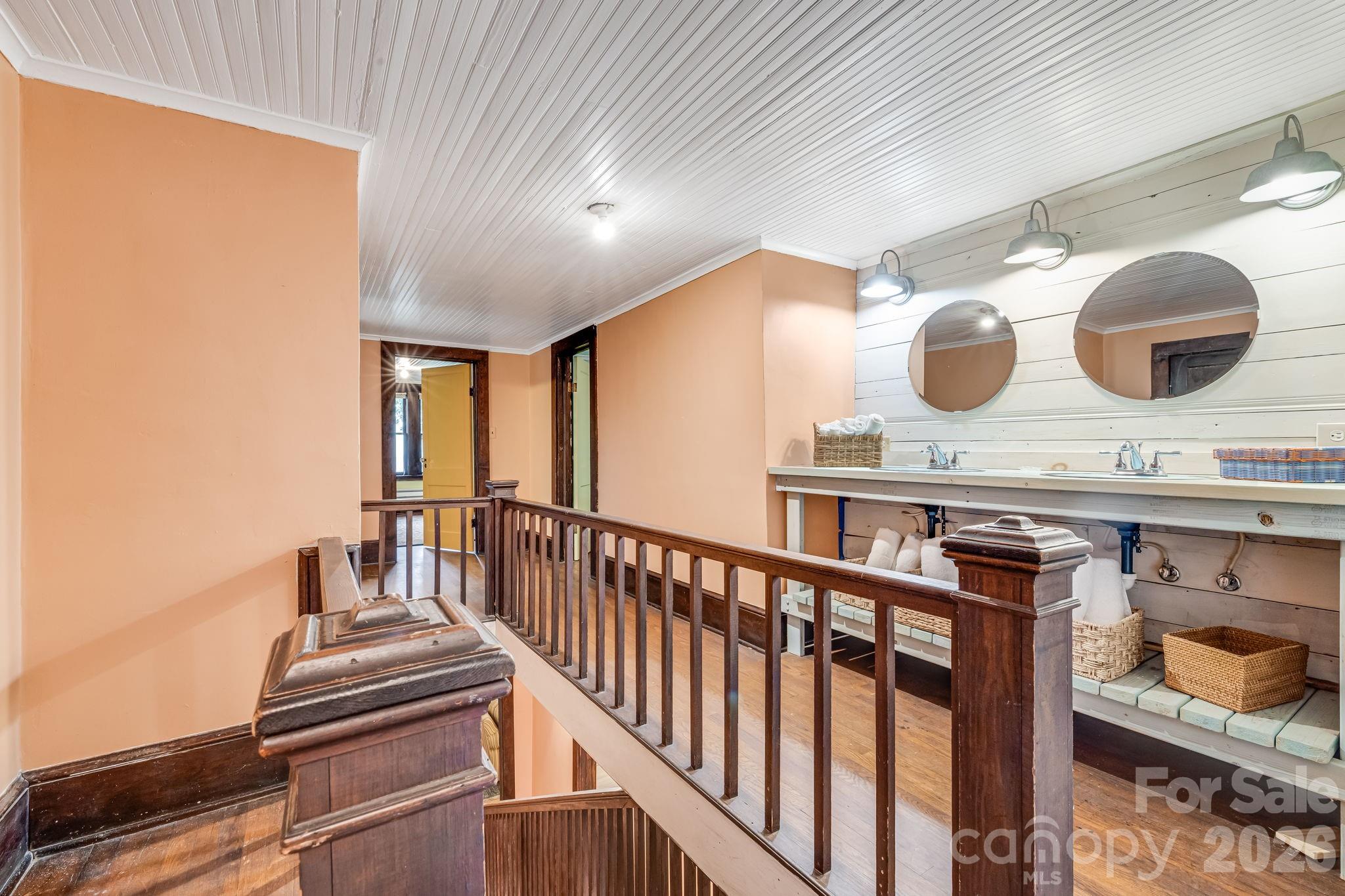 257 Henderson Drive — Hot Springs