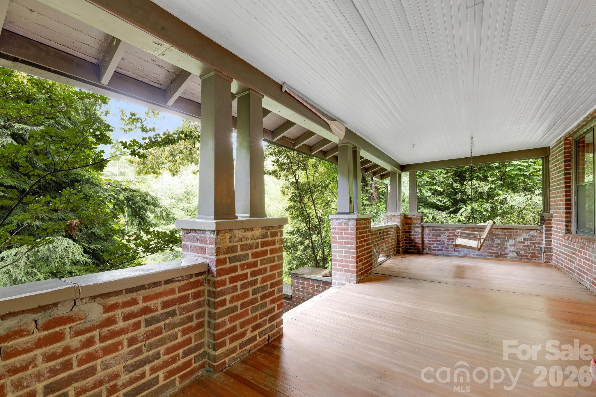 257 Henderson Drive — Hot Springs