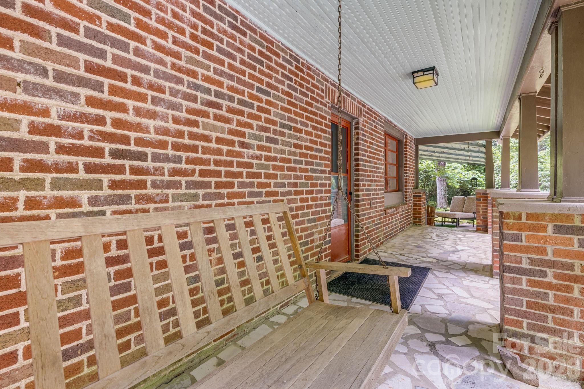257 Henderson Drive — Hot Springs