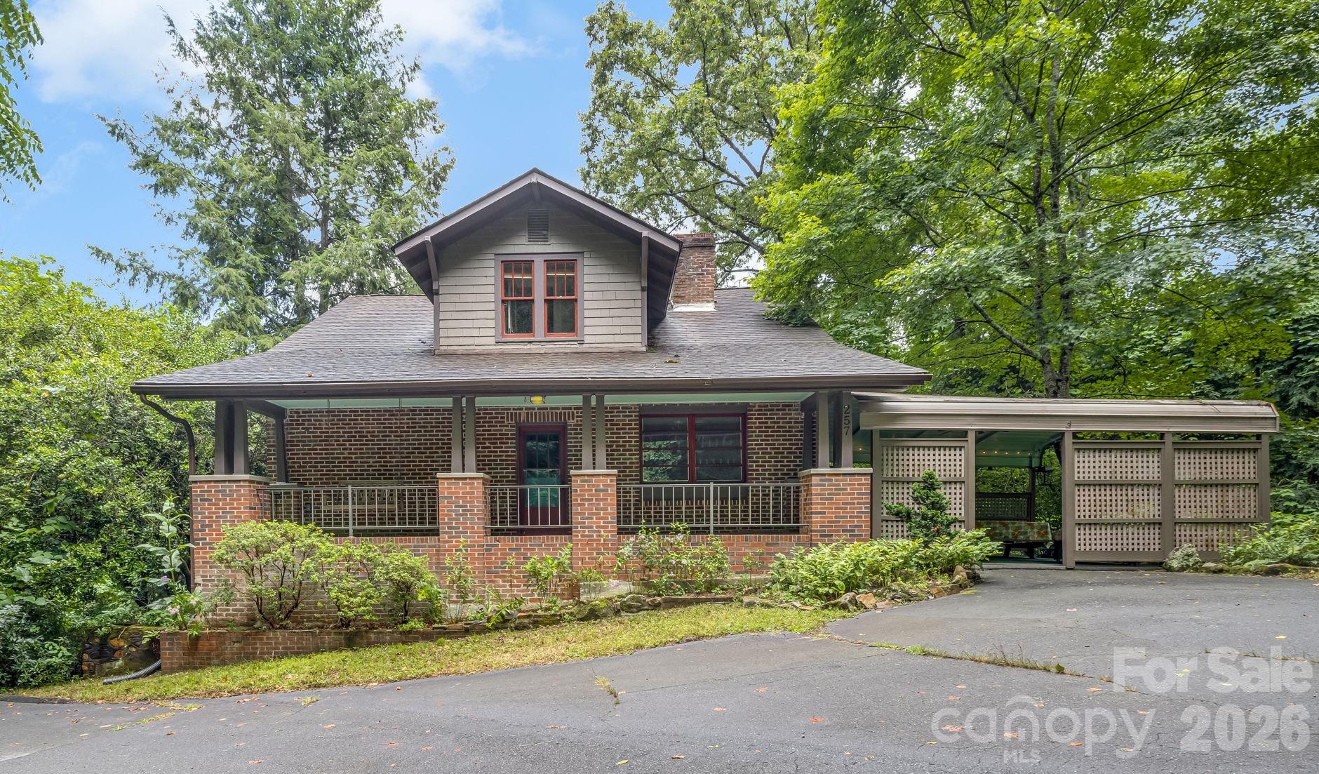 257 Henderson Drive — Hot Springs