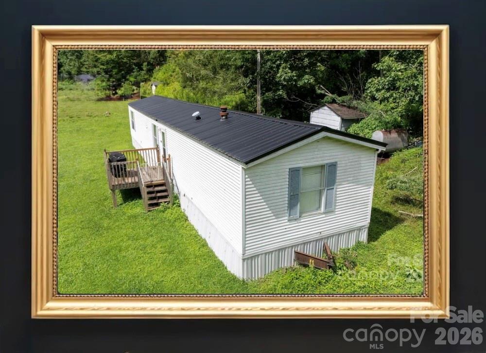 492 Chestnut Mountain Road — Spruce Pine