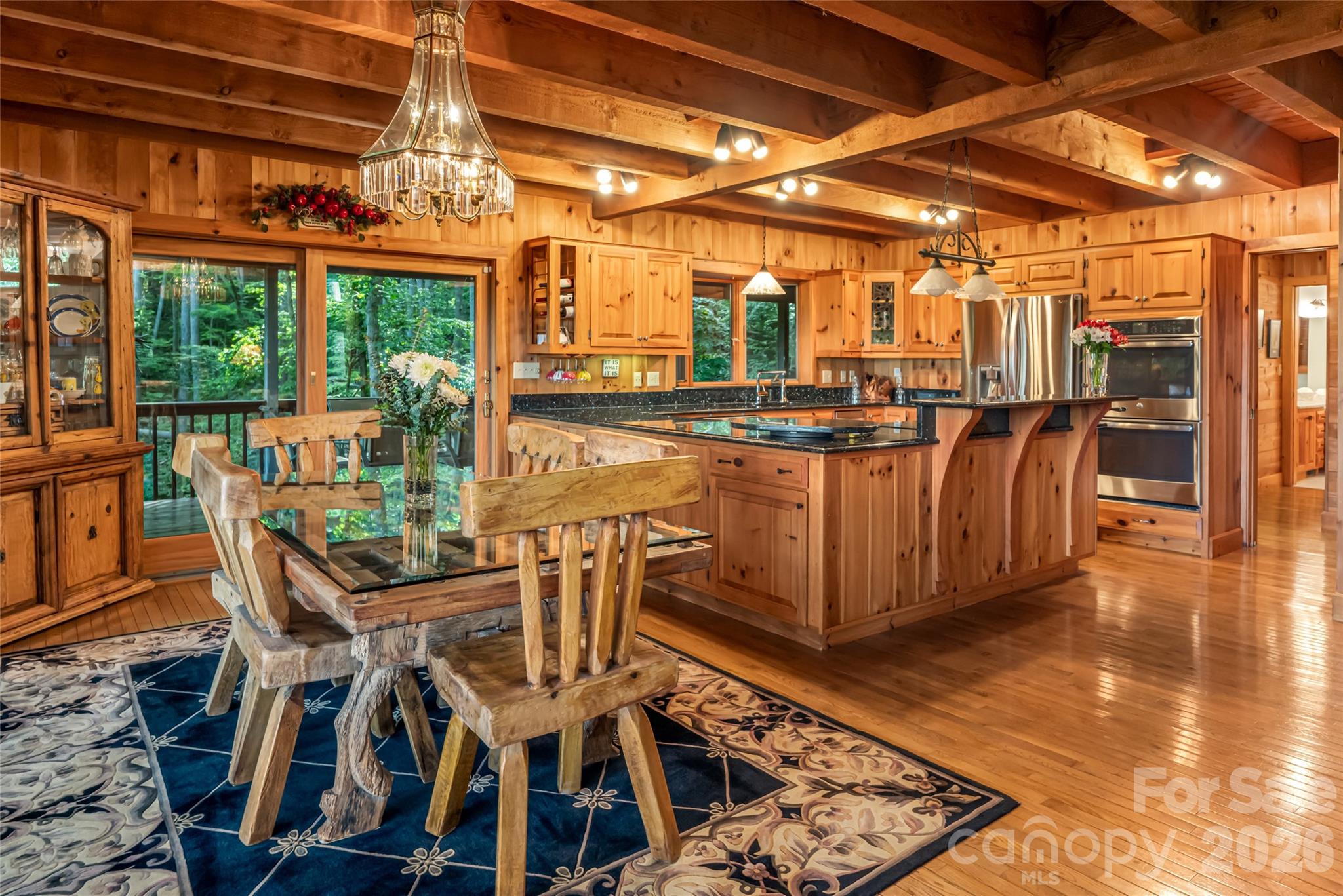 163 Tweetys Knoll — Burnsville
