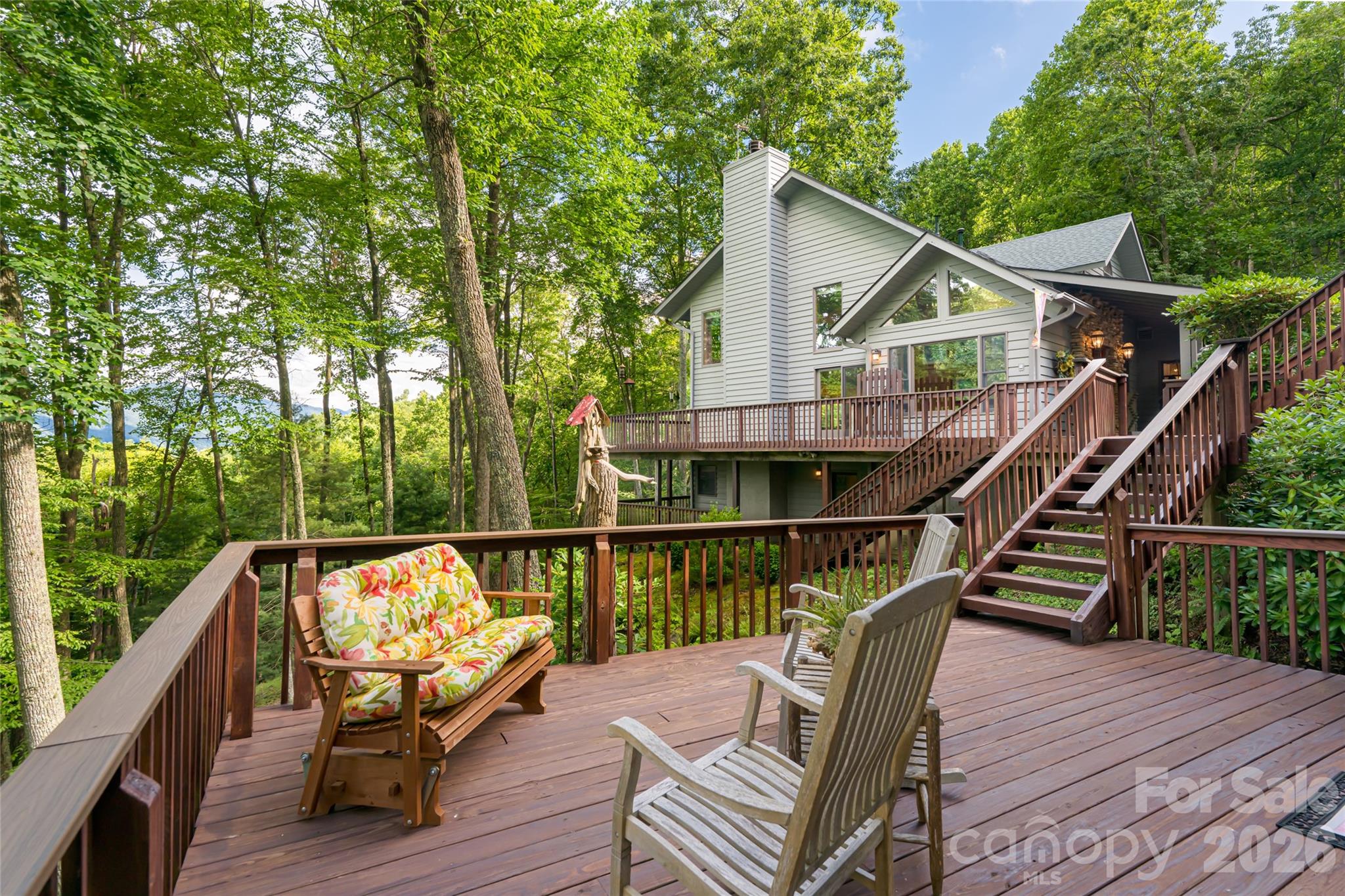 163 Tweetys Knoll — Burnsville