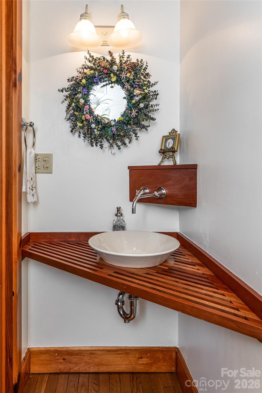 163 Tweetys Knoll — Burnsville