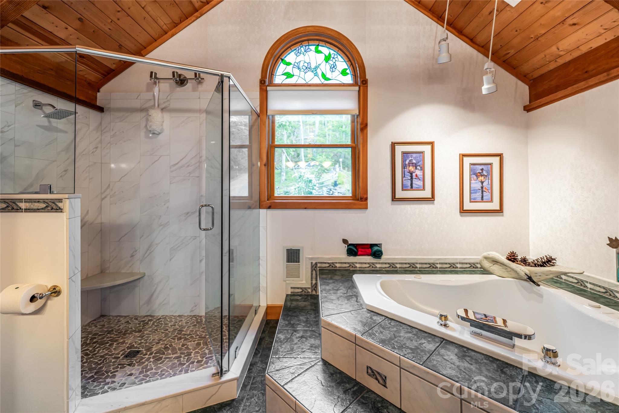 163 Tweetys Knoll — Burnsville