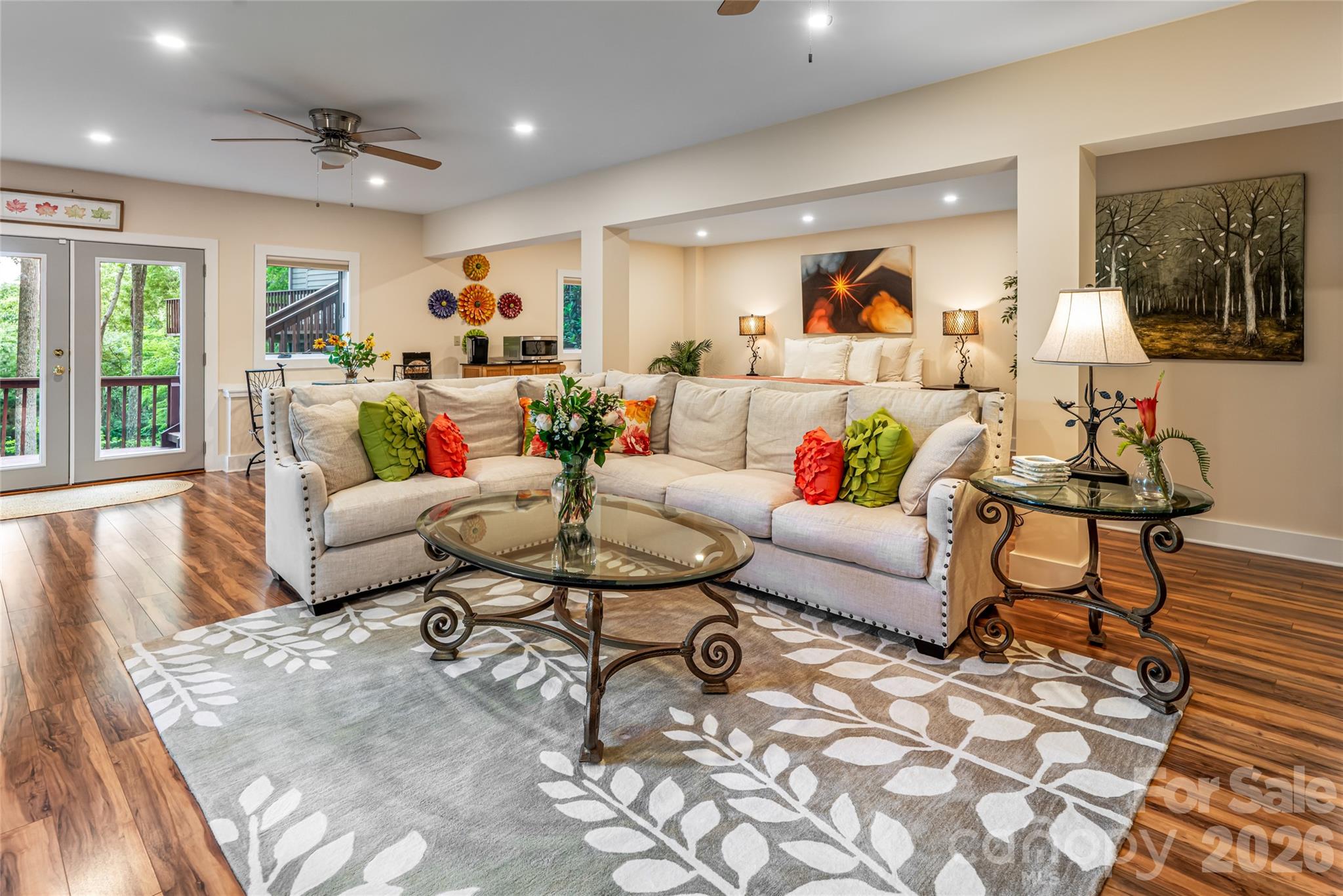 163 Tweetys Knoll — Burnsville