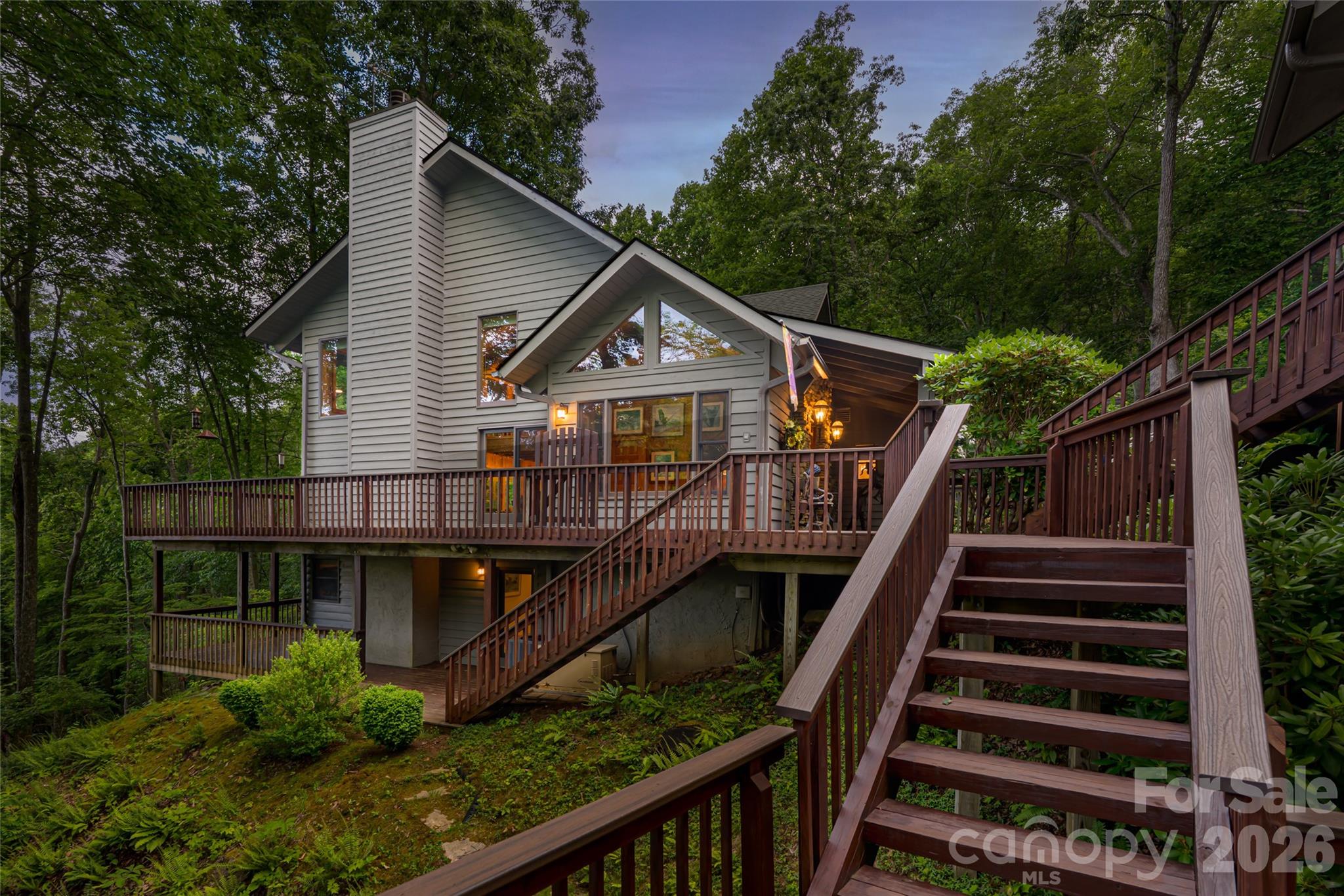 163 Tweetys Knoll — Burnsville