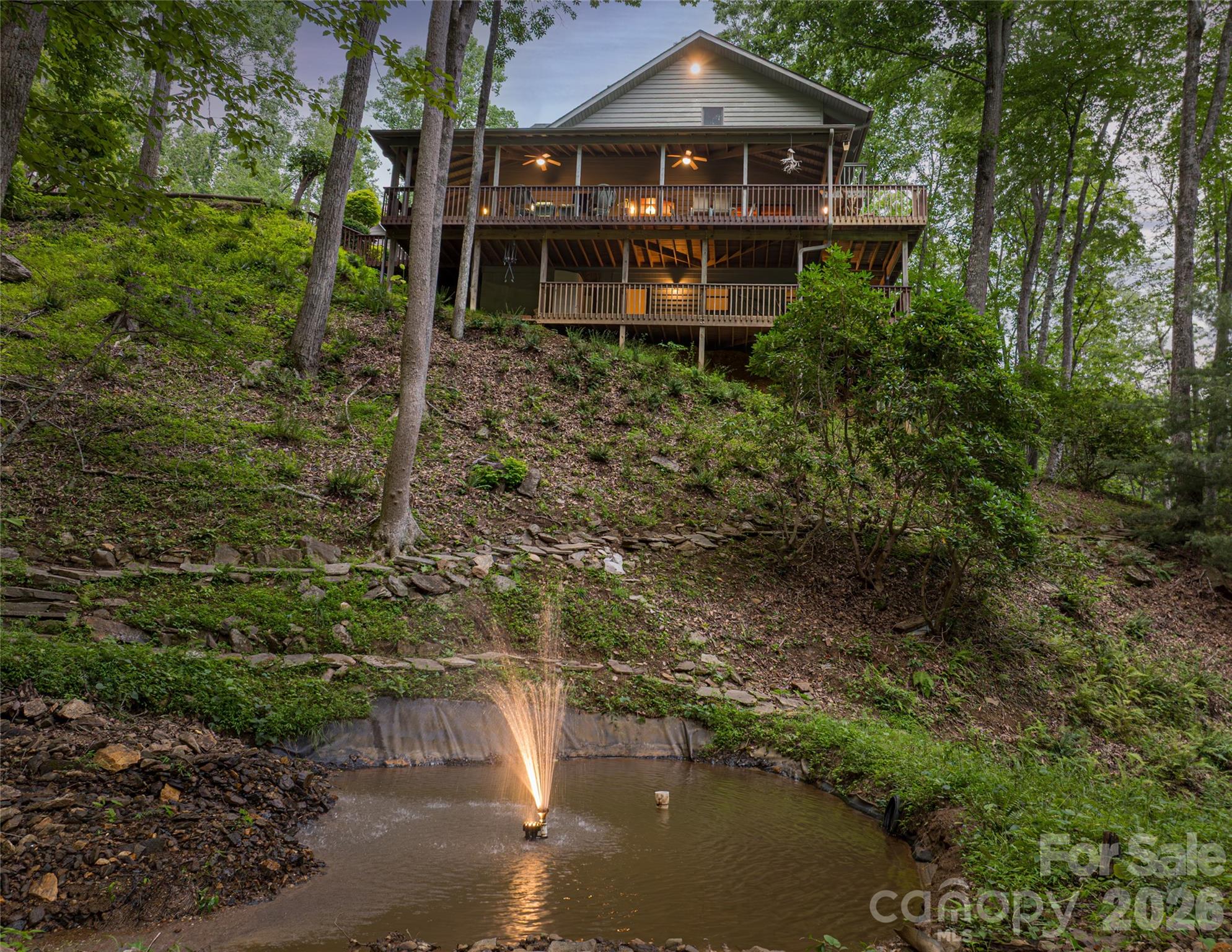 163 Tweetys Knoll — Burnsville