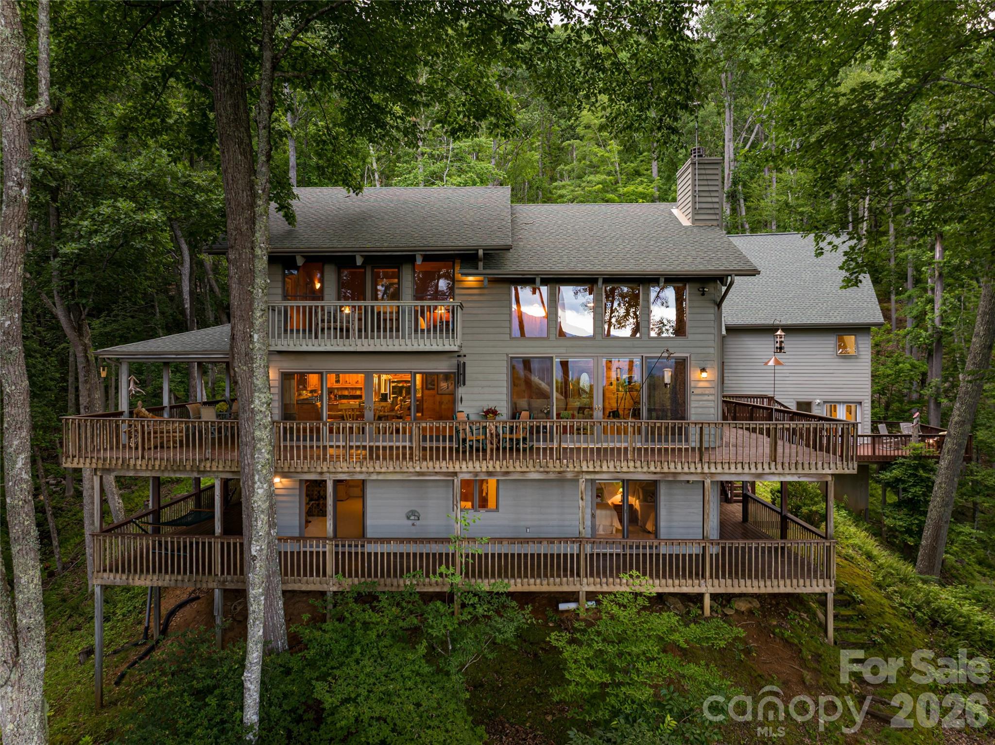 163 Tweetys Knoll — Burnsville