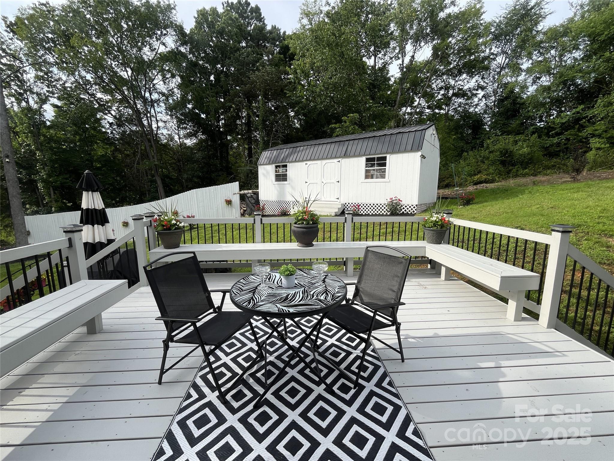 900 Houston Heights Road — Charlotte