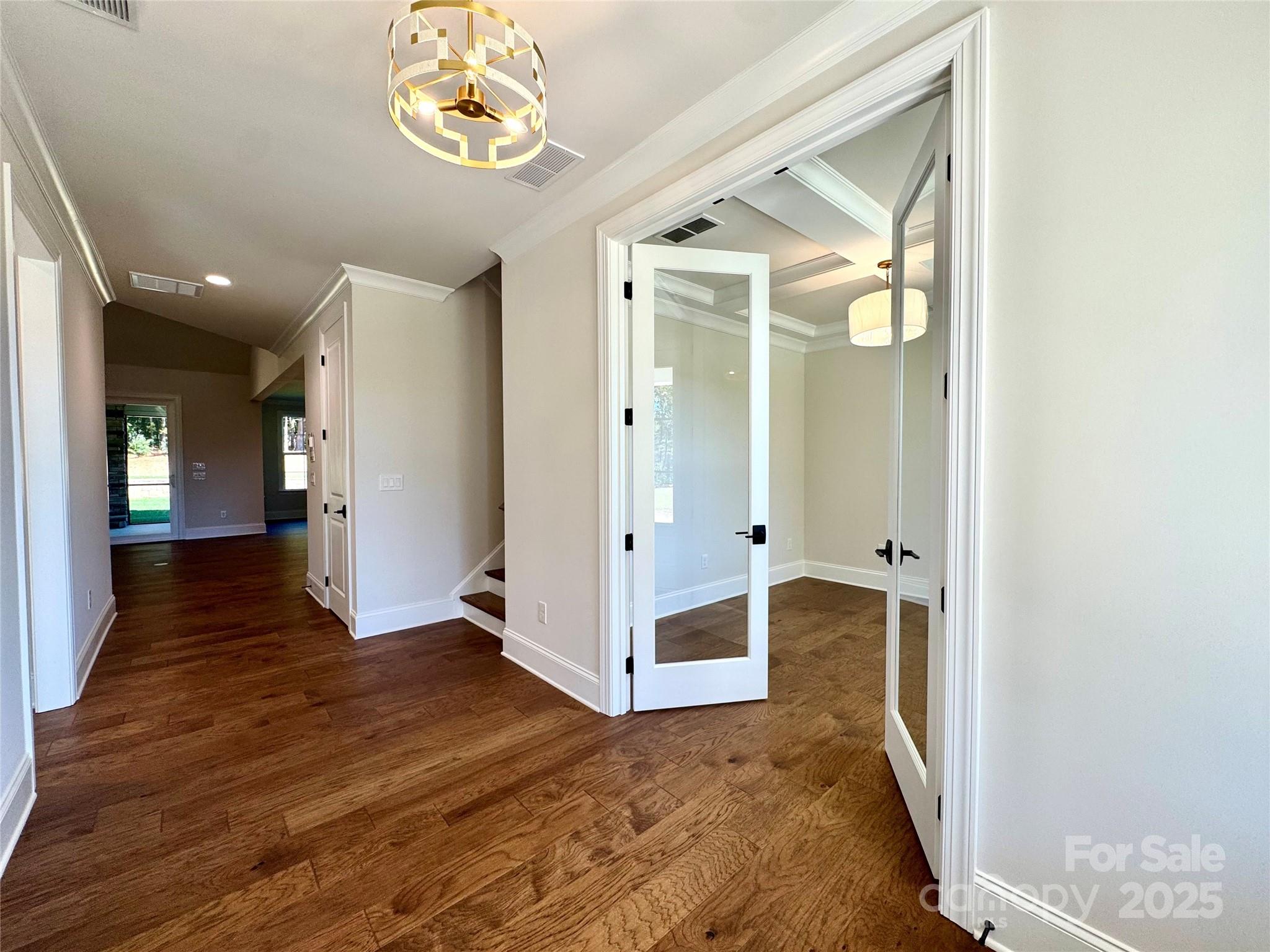 125 Crestview Lane — Troutman