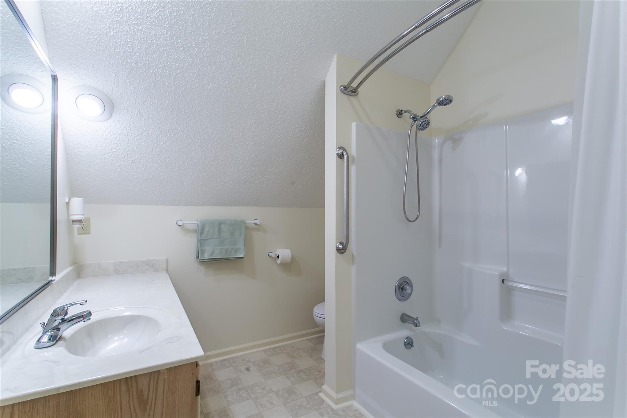 263 Ugedaliyvi Court — Brevard