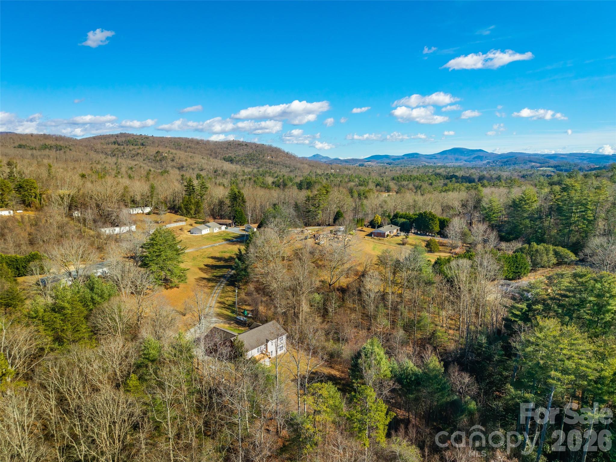 151 Willard Lane — Hendersonville