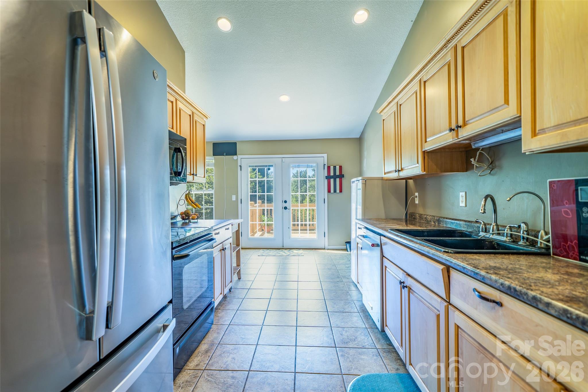 151 Willard Lane — Hendersonville