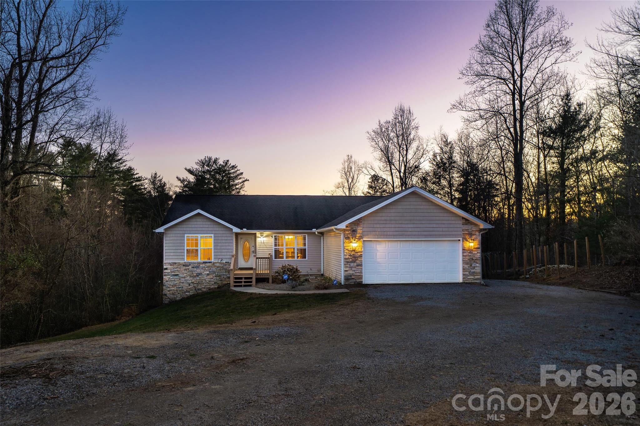 151 Willard Lane — Hendersonville