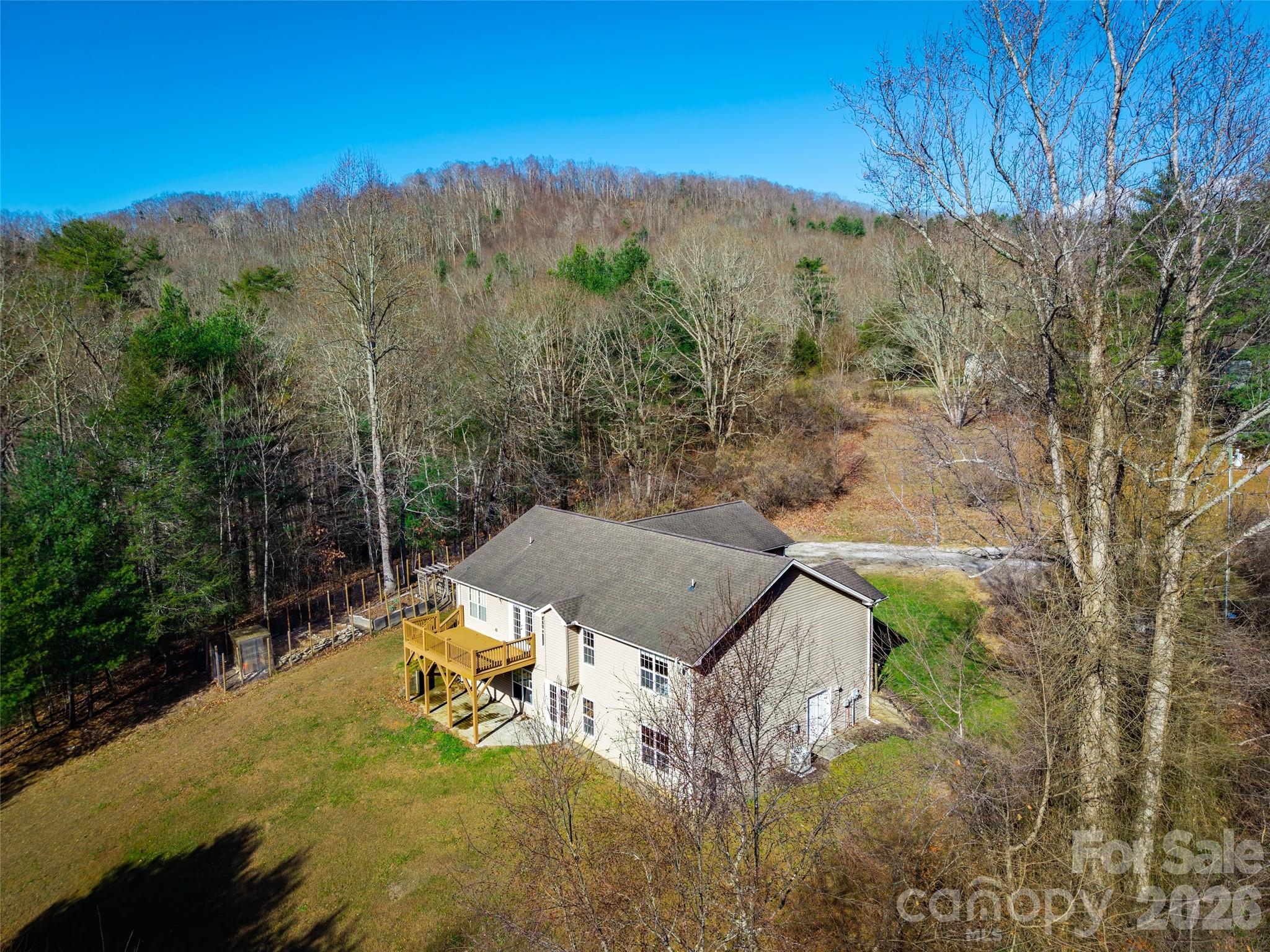 151 Willard Lane — Hendersonville