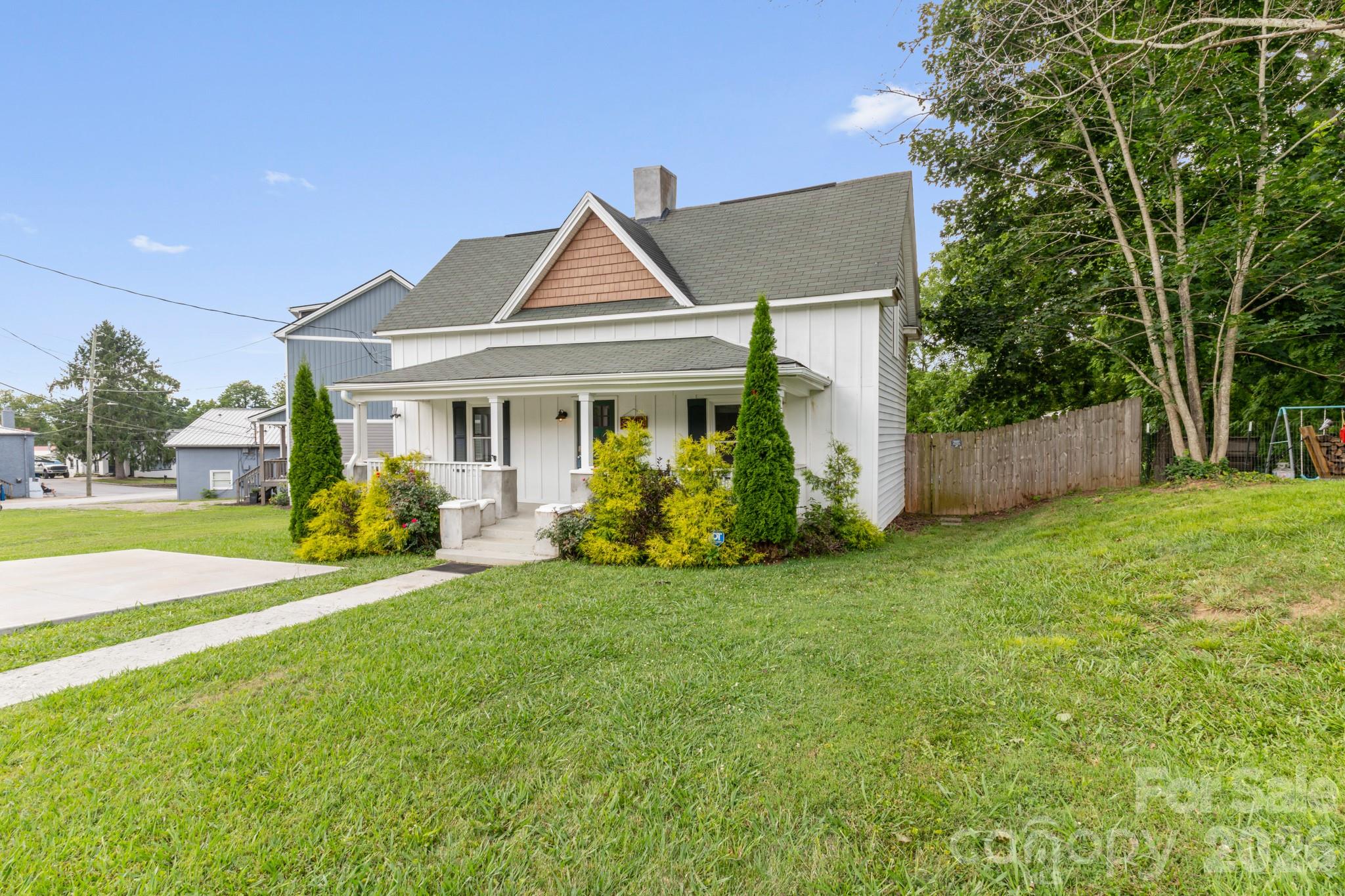 761 N Main Street — Canton