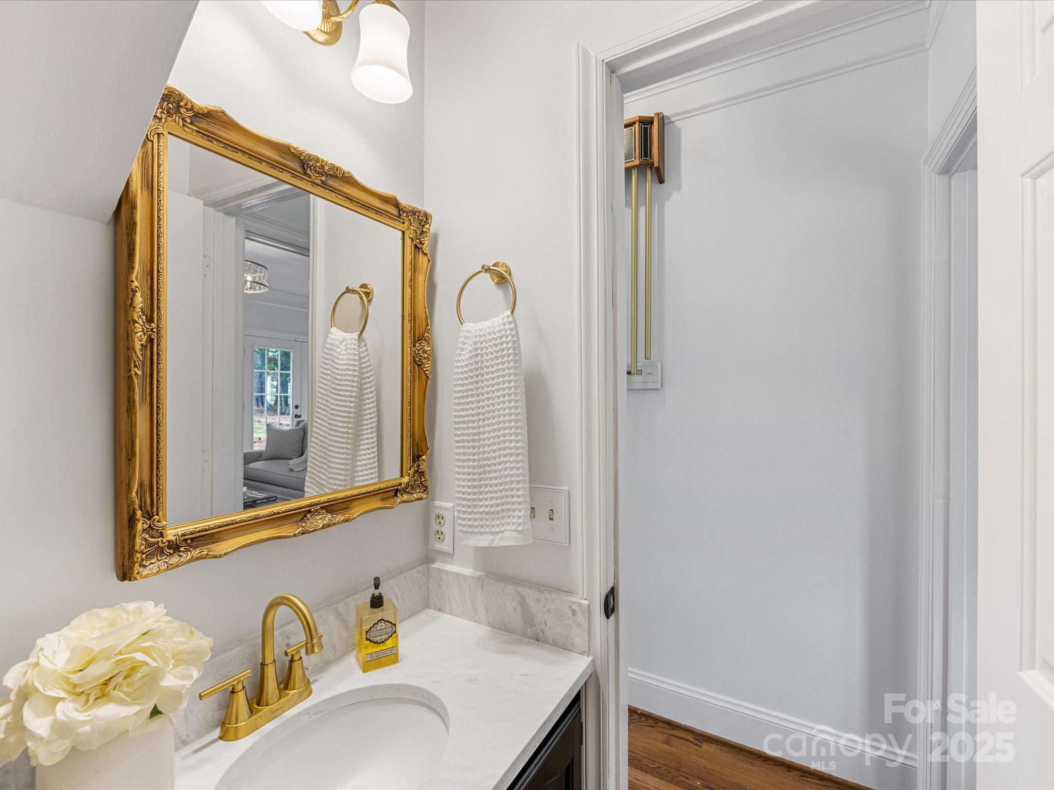 11215 Idlewild Road — Matthews