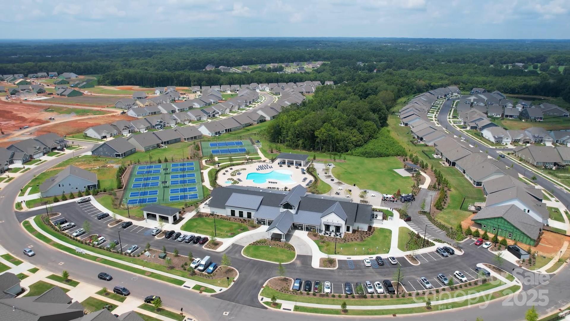 3023 Lake Como Drive — Monroe
