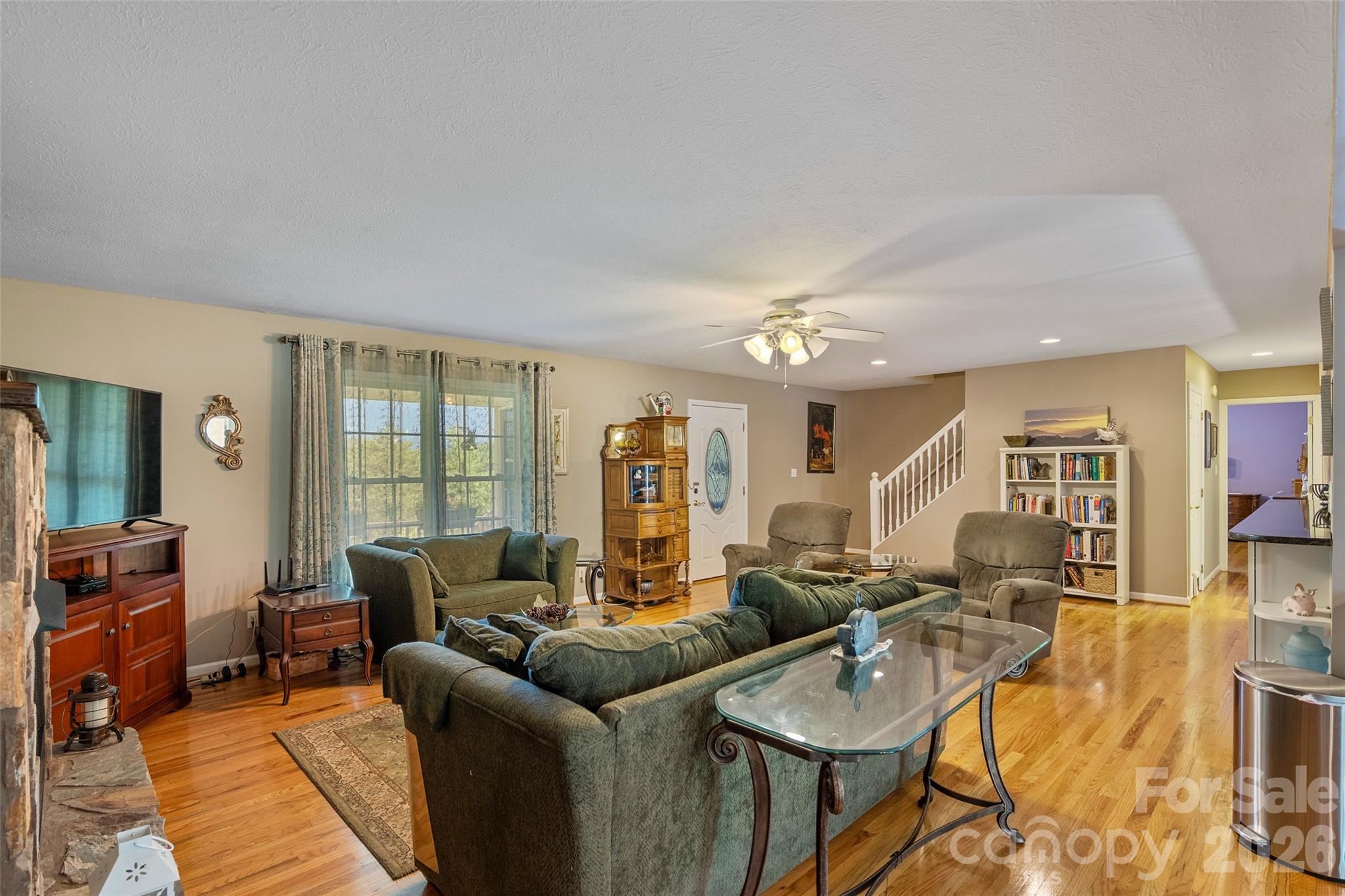 15 Willow Knolls Drive — Weaverville