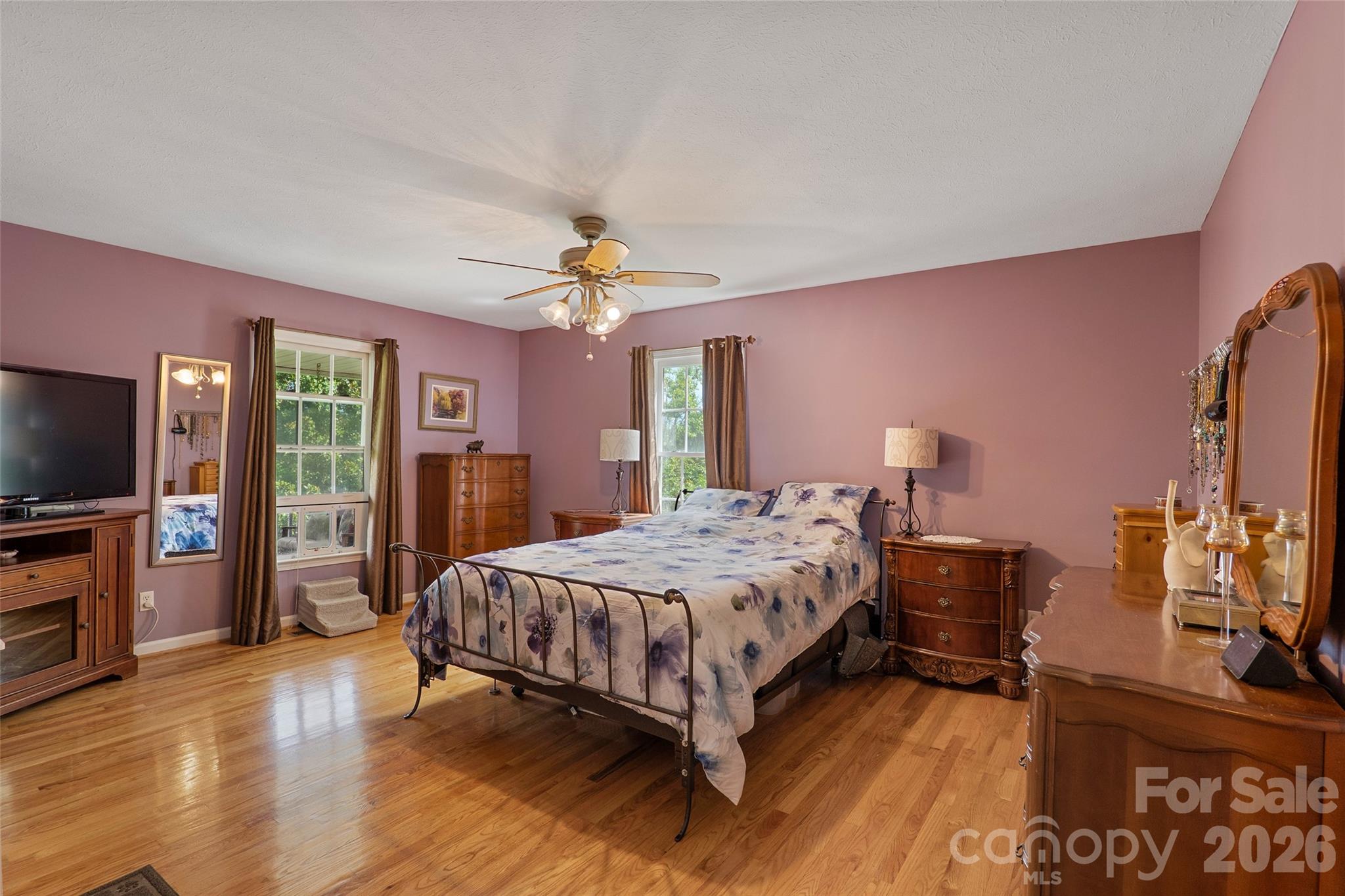 15 Willow Knolls Drive — Weaverville