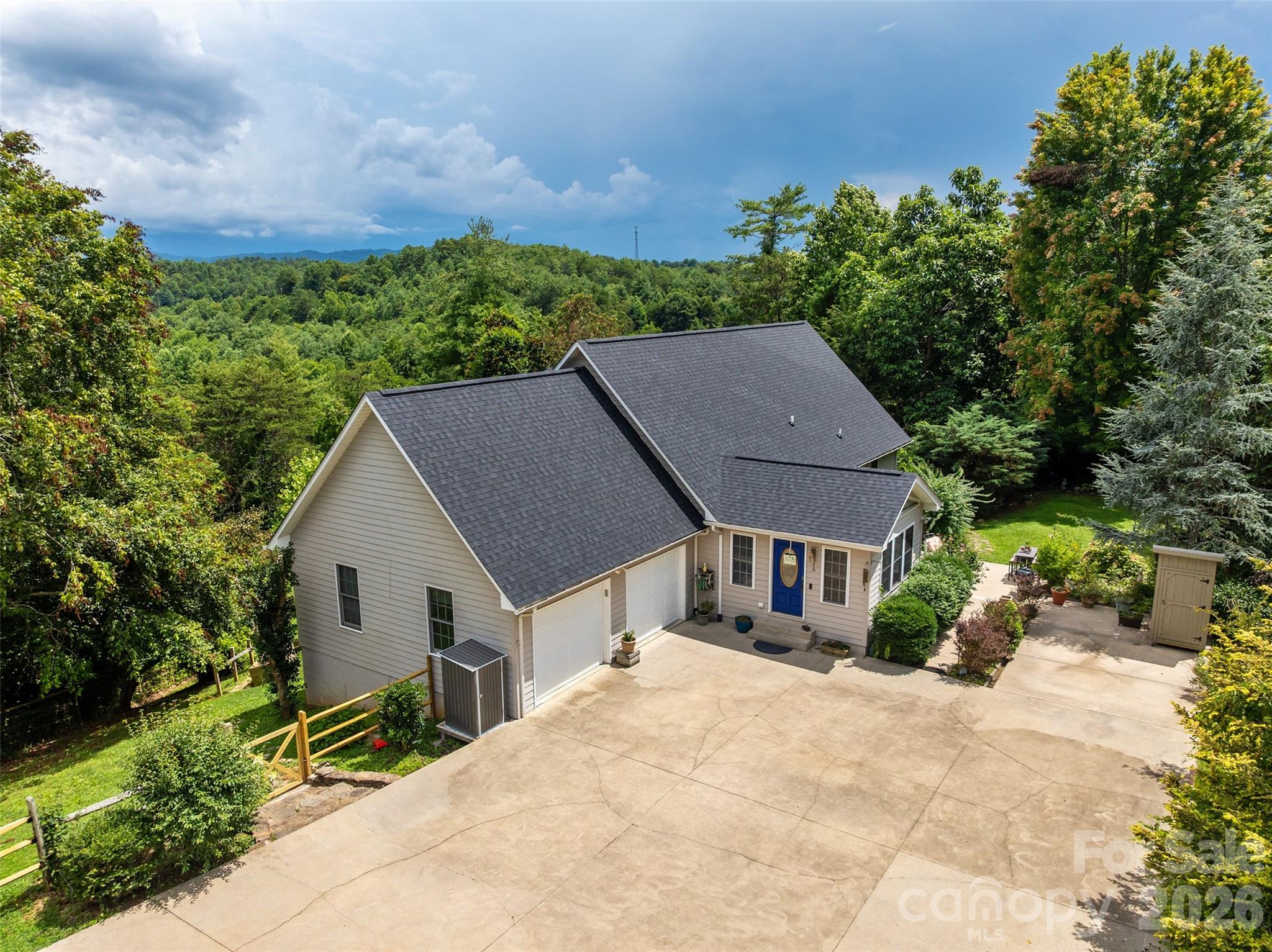 15 Willow Knolls Drive — Weaverville