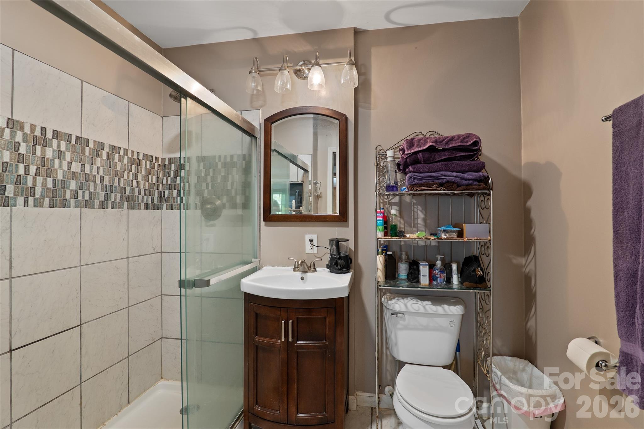 15 Willow Knolls Drive — Weaverville